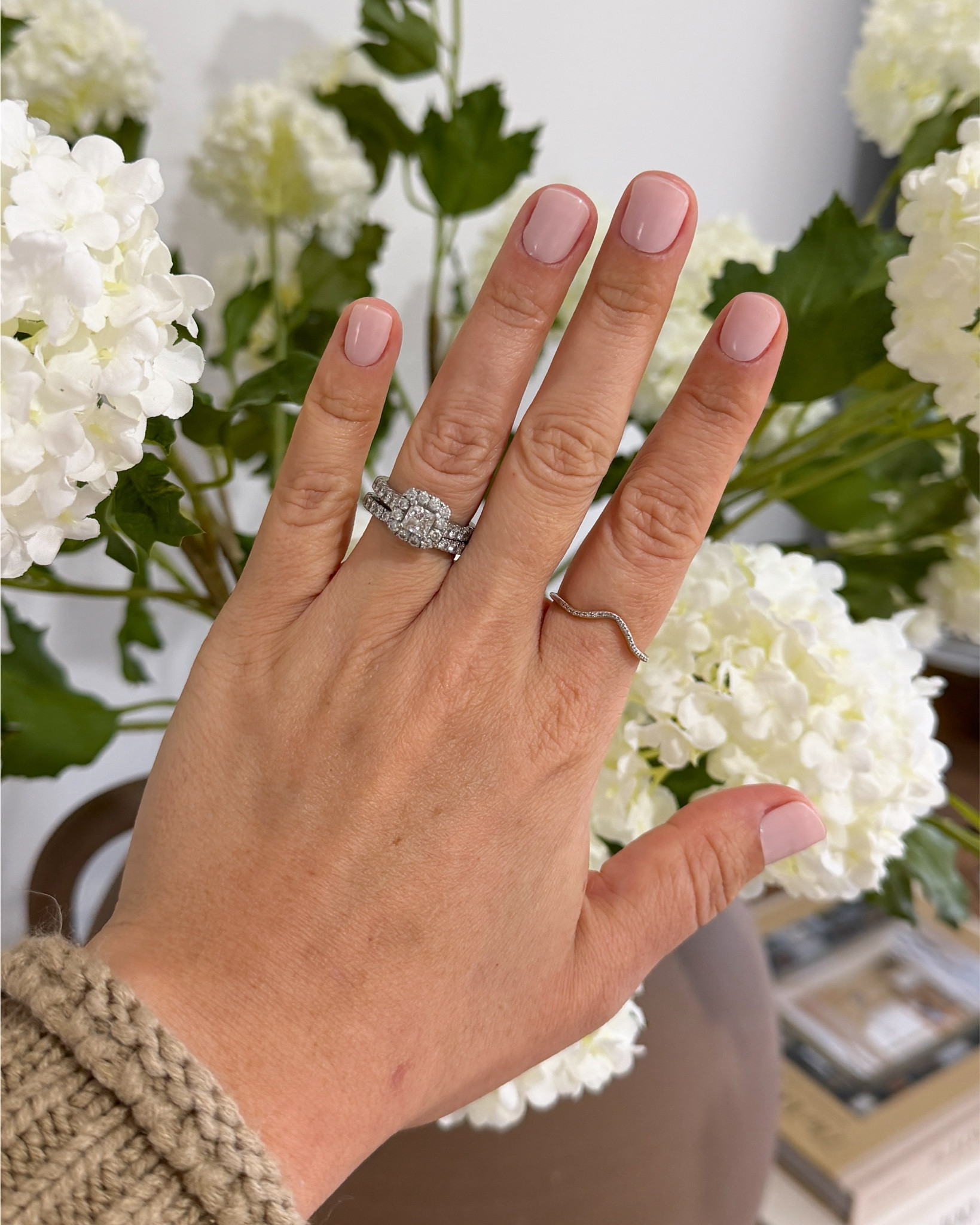 You know I love anything that gives that put together look without the extra time… and these press-on nails do exactly that.

They look like a full salon set but take minutes (and no damage 🙌🏼). The soft pink is so clean, so timeless… I’ve been reaching for these on repeat. ✨

#pressonnails #nailinspo #easynails #beautyhacks #amazonfinds #founditonamazon #cozyhomevibes #everydayluxury

#LTKHome #LTKSaleAlert