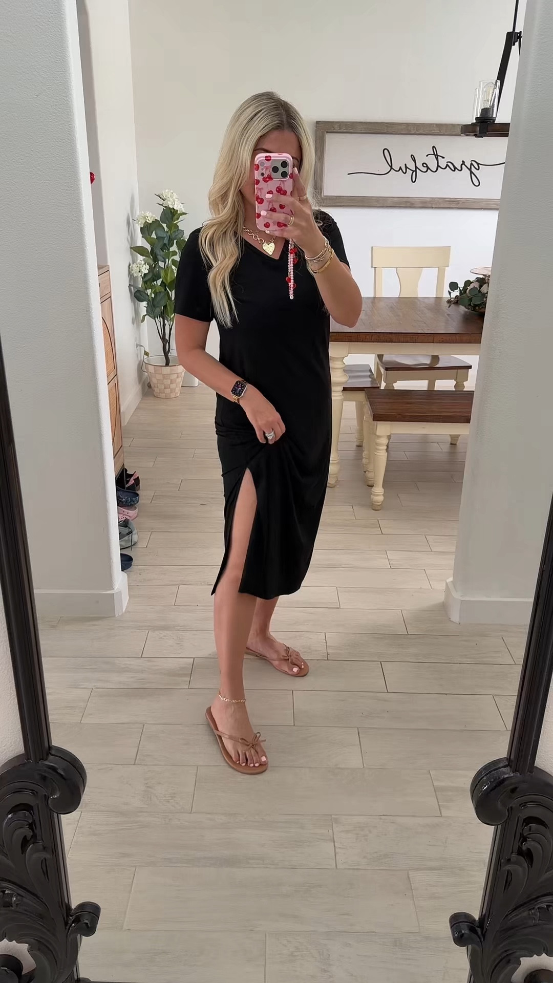 Spring outfit
Maxi T-shirt  dress small
Bow Sandals tts