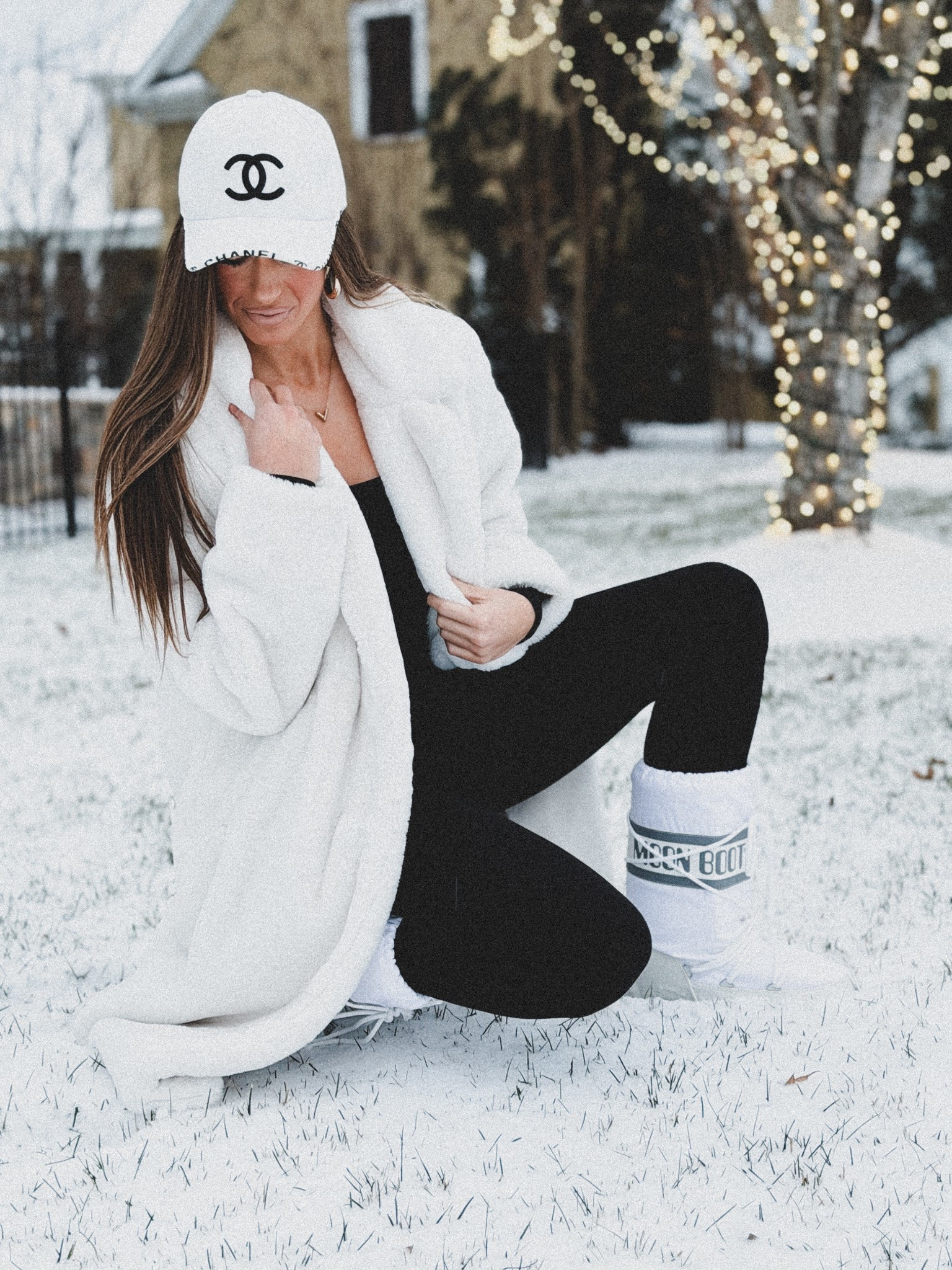 Snow dress code 

#chanel
#moonboots
#snow
#snowdays
#winter

#LTKdayinmylife #LTKSeasonal #LTKgrwm