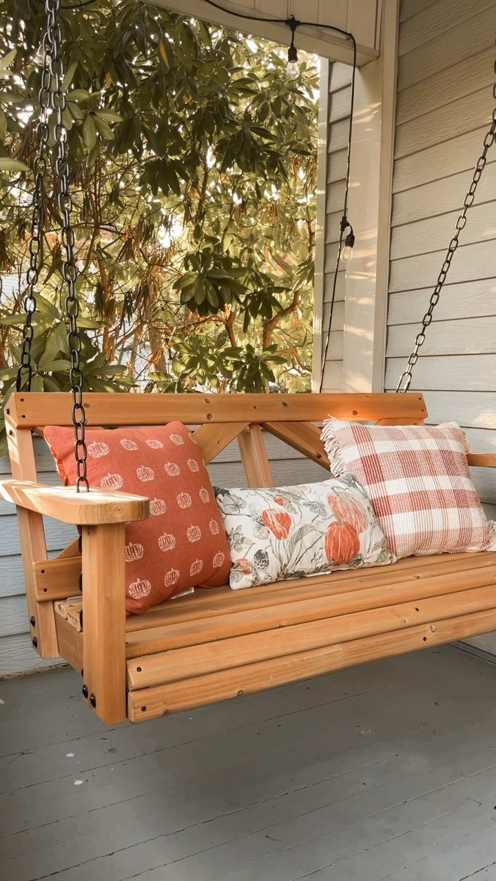 Porch swing vibes but make it fall

#LTKHalloween #LTKhome #LTKSeasonal