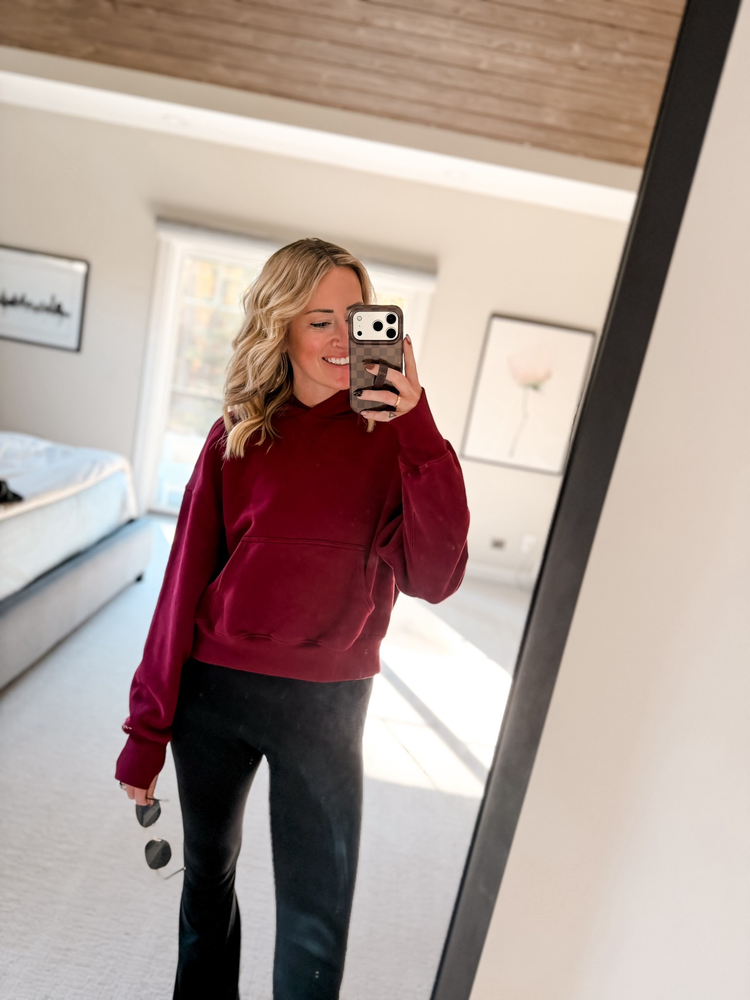 Aerie offline comfy hoodie 
Red hoodies for fall and winter 