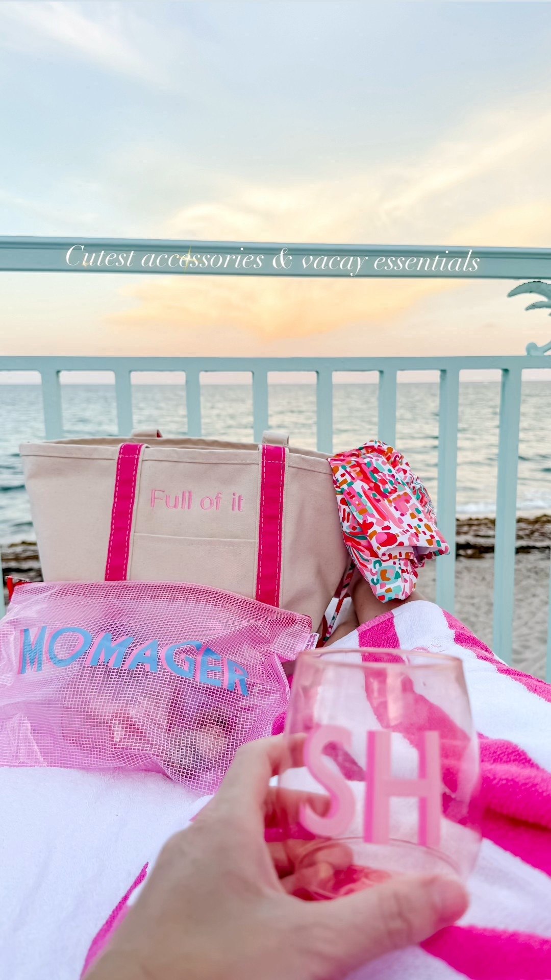 Cutest vacay gear and beach/pool bag essentials ✨ 
#boattote
#poolbag
#monogrameverything