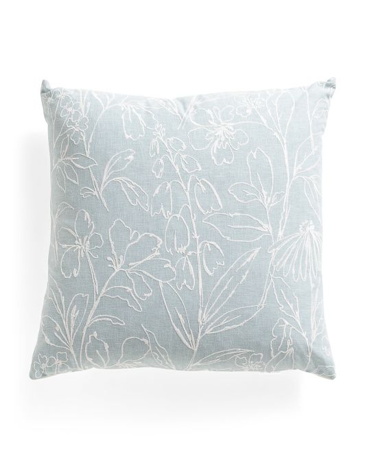 Made In Usa 22x22 Daisy Island Floral Pillow | TJ Maxx
