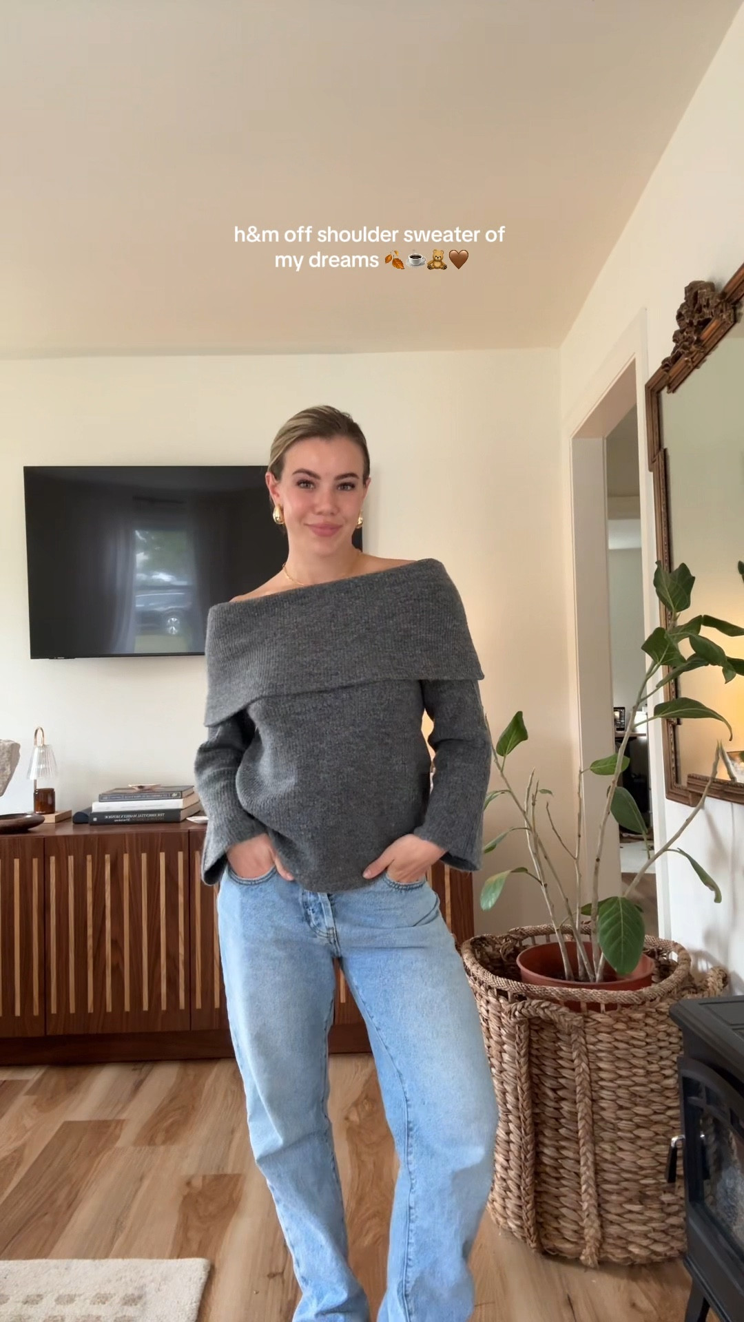 H and m hot sale off the shoulder sweater