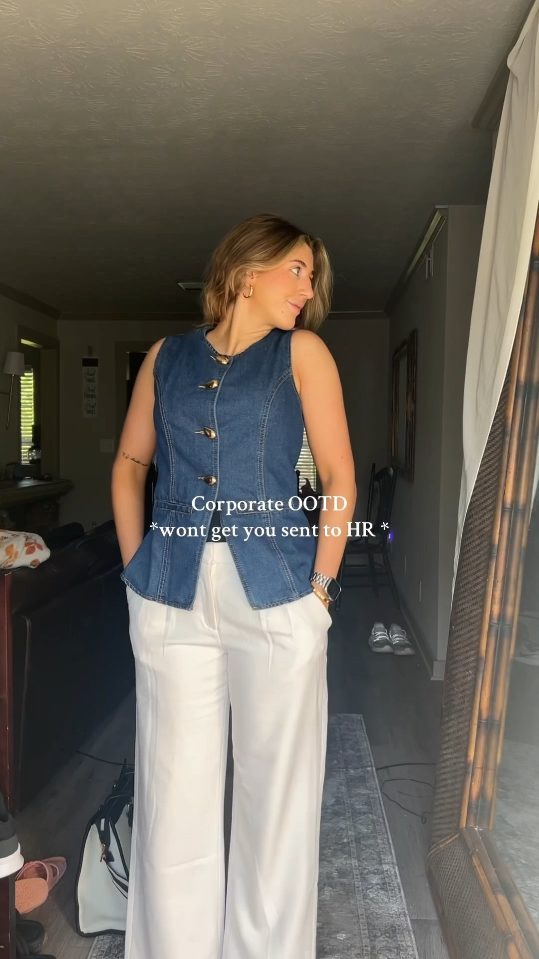 Denim button top size small and Abercrombie Sloane pants in a 26 R CURVE LOVE

#LTKWorkwear #LTKU #LTKStyleTip