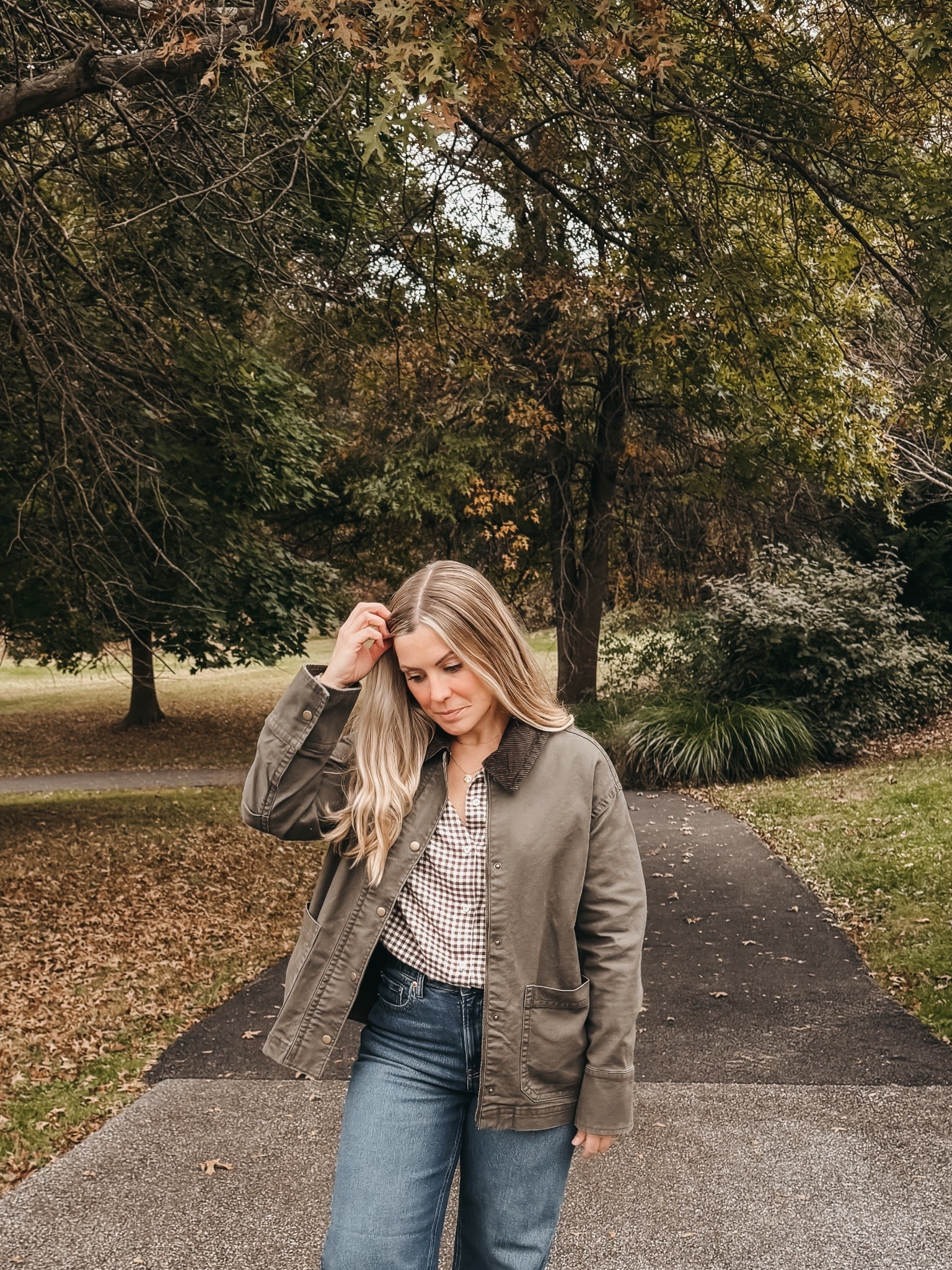 Plaid flannel with barn jacket

#LTKOver40 #LTKStyleTip #LTKSeasonal
