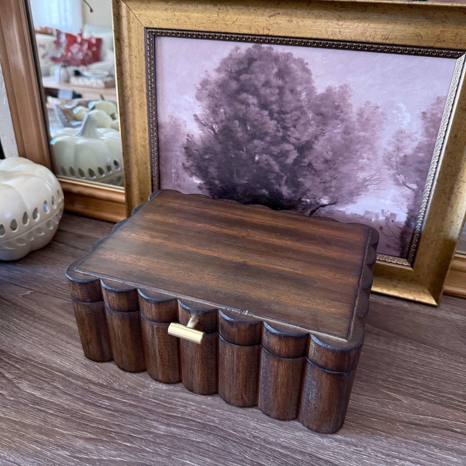 Beautiful Scalloped Wooden Jewelry Box from Walmart. Better Homes & Gardens brand, only $20. Great to keep your jewelry organized! And it makes wonderful decor piece. 




Trinket Organizer with Lid, Decorative Storage for Rings, Earrings, Keepsakes, Nightstand or Dresser Display, Natural Wood Finish, gift idea, gift for her, walmart favs, walmart home finds 

#LTKHome #LTKSeasonal #LTKFindsUnder50

#LTKMothersDay

#LTKMothersDay