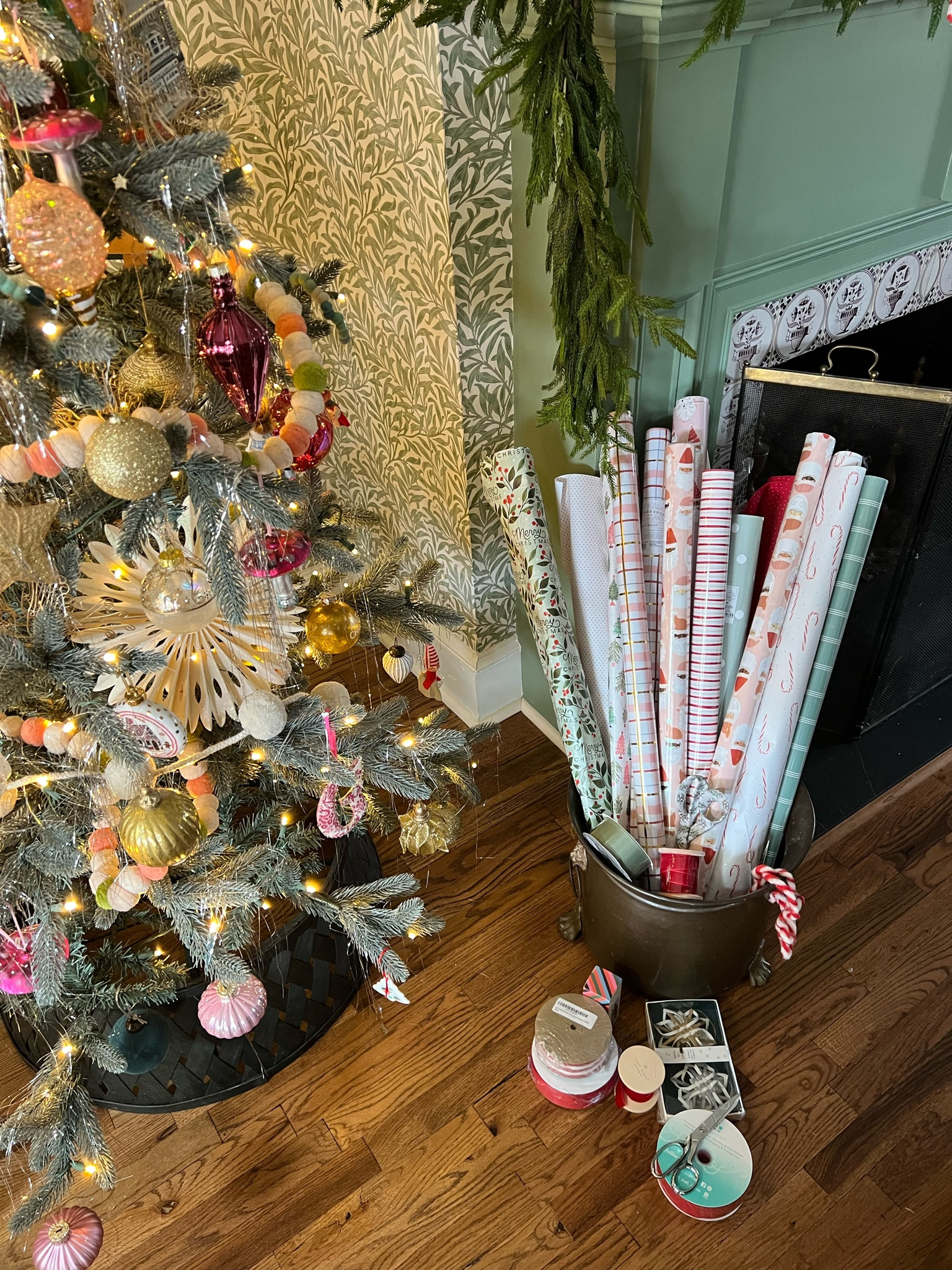 Christmas wrapping paper! Affordable wrapping paper. Santa wrapping paper .

#LTKSeasonal #LTKfindsunder50 #LTKHoliday