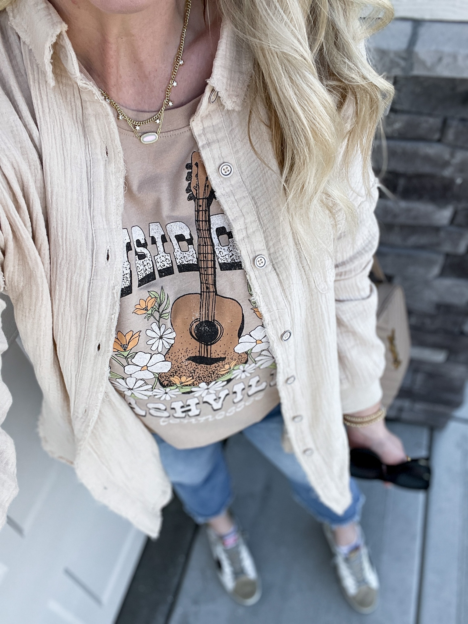 Walmart outfit, Walmart beauty favorites, graphic tee, time and tru 

#LTKbeauty #LTKstyletip #LTKunder50