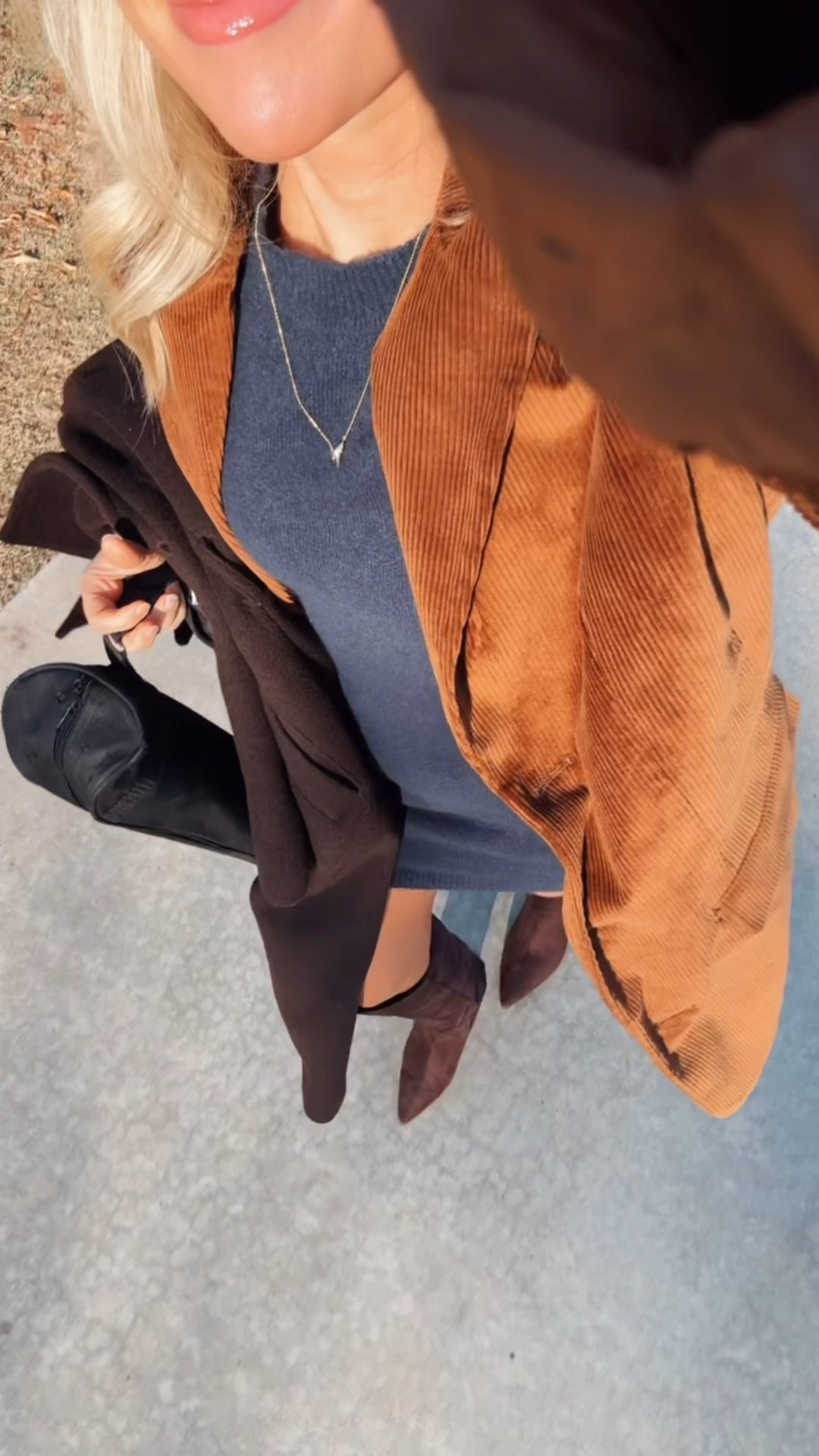 60% off blazer
25% off dress
40% off boots

#LTKHoliday #LTKCyberWeek #LTKootd