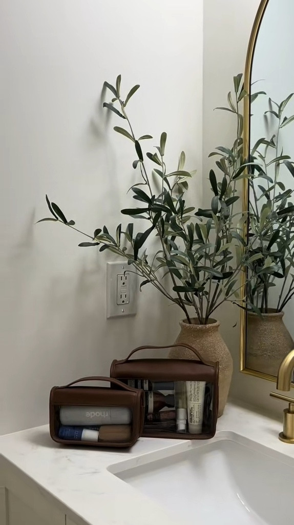 My favorite Target makeup/travel bags 🤎

#LTKBeauty #LTKWatchNow #LTKFindsUnder50