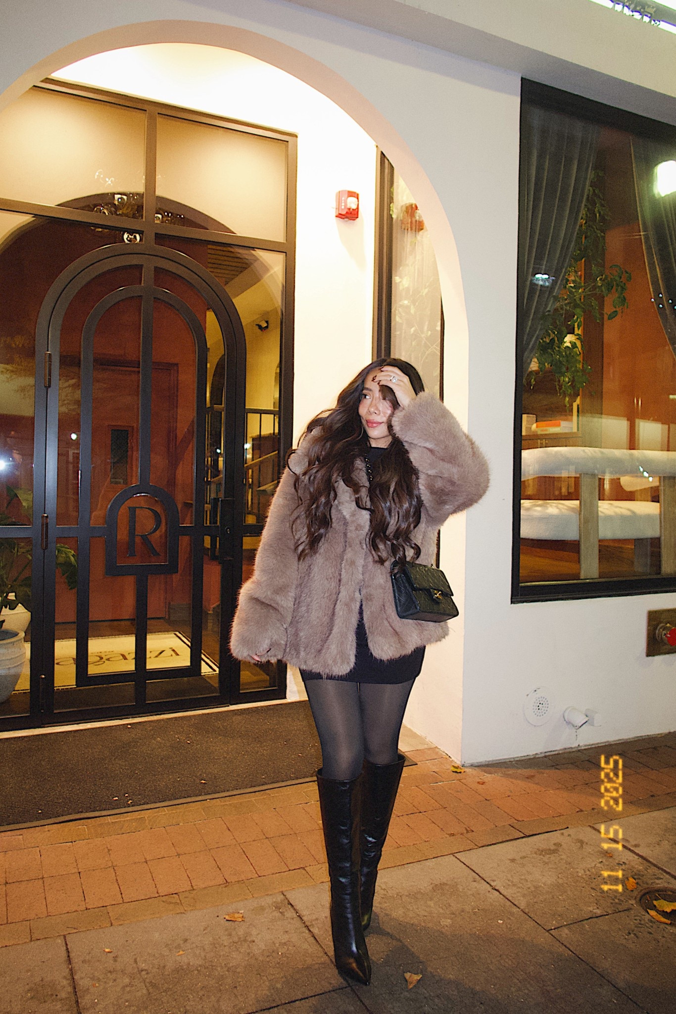 Loving this jacket from Aritzia! #LTKStyleTip

#LTKootd #LTKHoliday