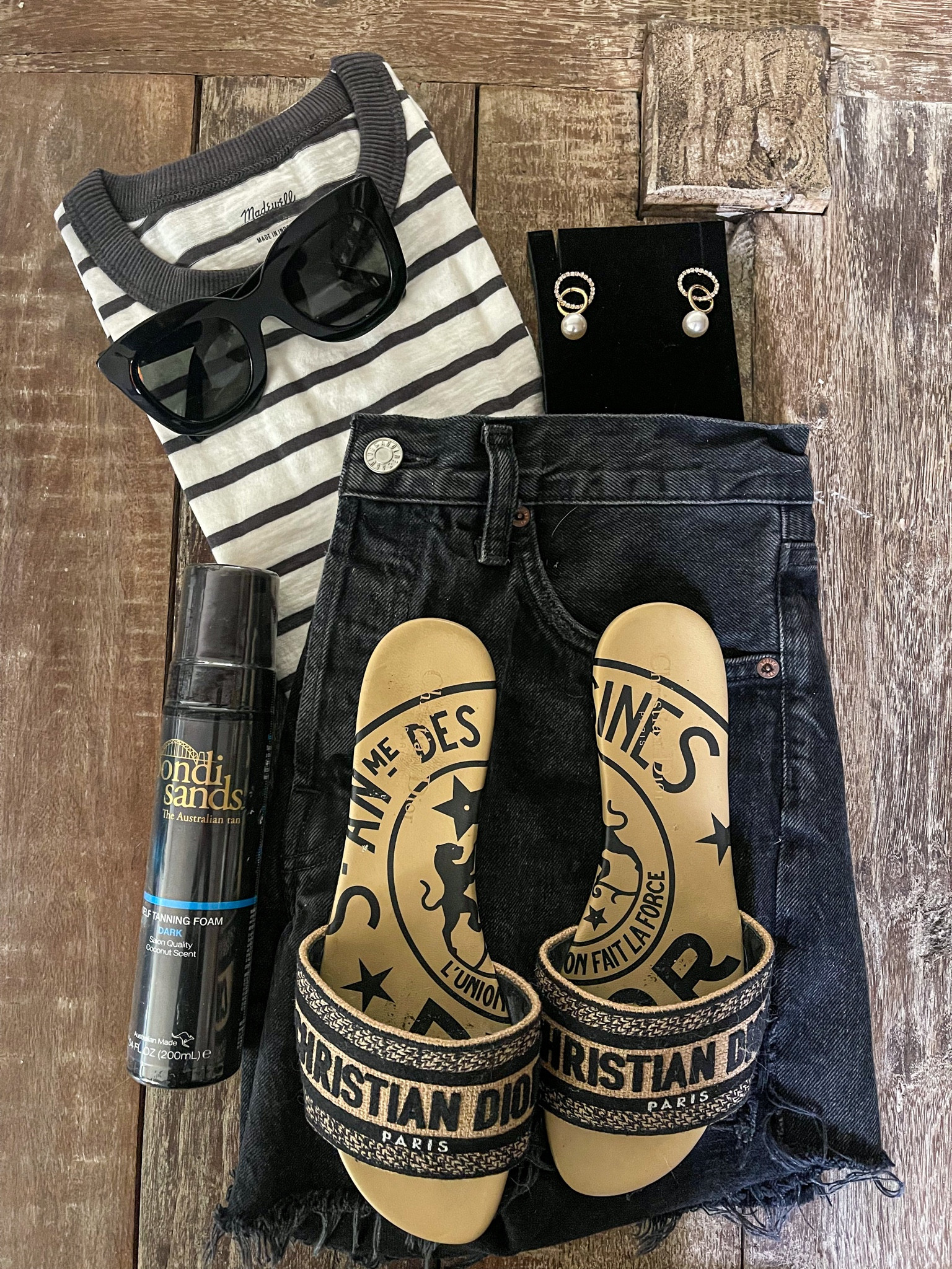 Casual spring outfit. Casual summer outfit. Black and white stripe t-shirt. Best faux self tanner. Chic outfit. Agolde shorts . ❤️ 

#LTKstyletip #LTKFind #LTKSeasonal