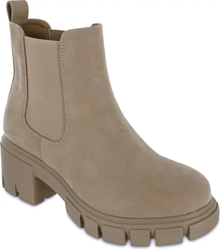 Ivy Lug Sole Chelsea Boot (Women) | Nordstrom Rack