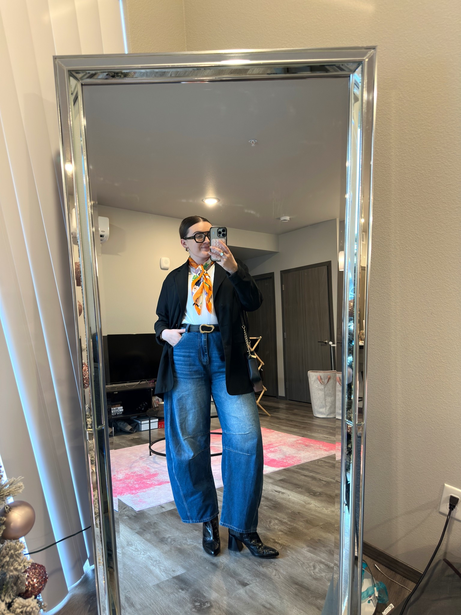 Elevated business casual outfit for the office! If you’re allowed to wear jeans I highly recommend this combo!

I’m wearing a L blazer, men’s M tee, size L belt, size 14 jeans and size 9.5 boots

#LTKWorkwear #LTKootd #LTKMidsize
