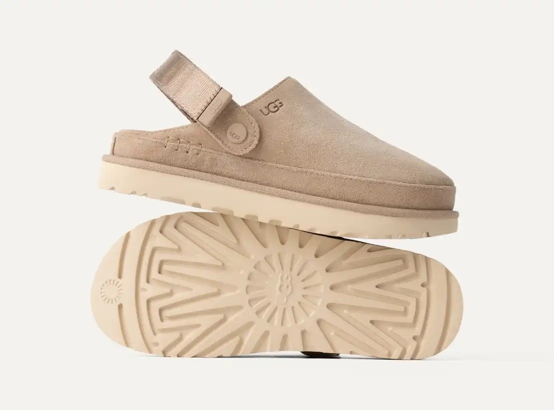 My favorite clog is on sale! Only $56.99 if you have a Ugg rewards account! 
.
.


#LTKSaleAlert #LTKSeasonal #LTKGiftGuide