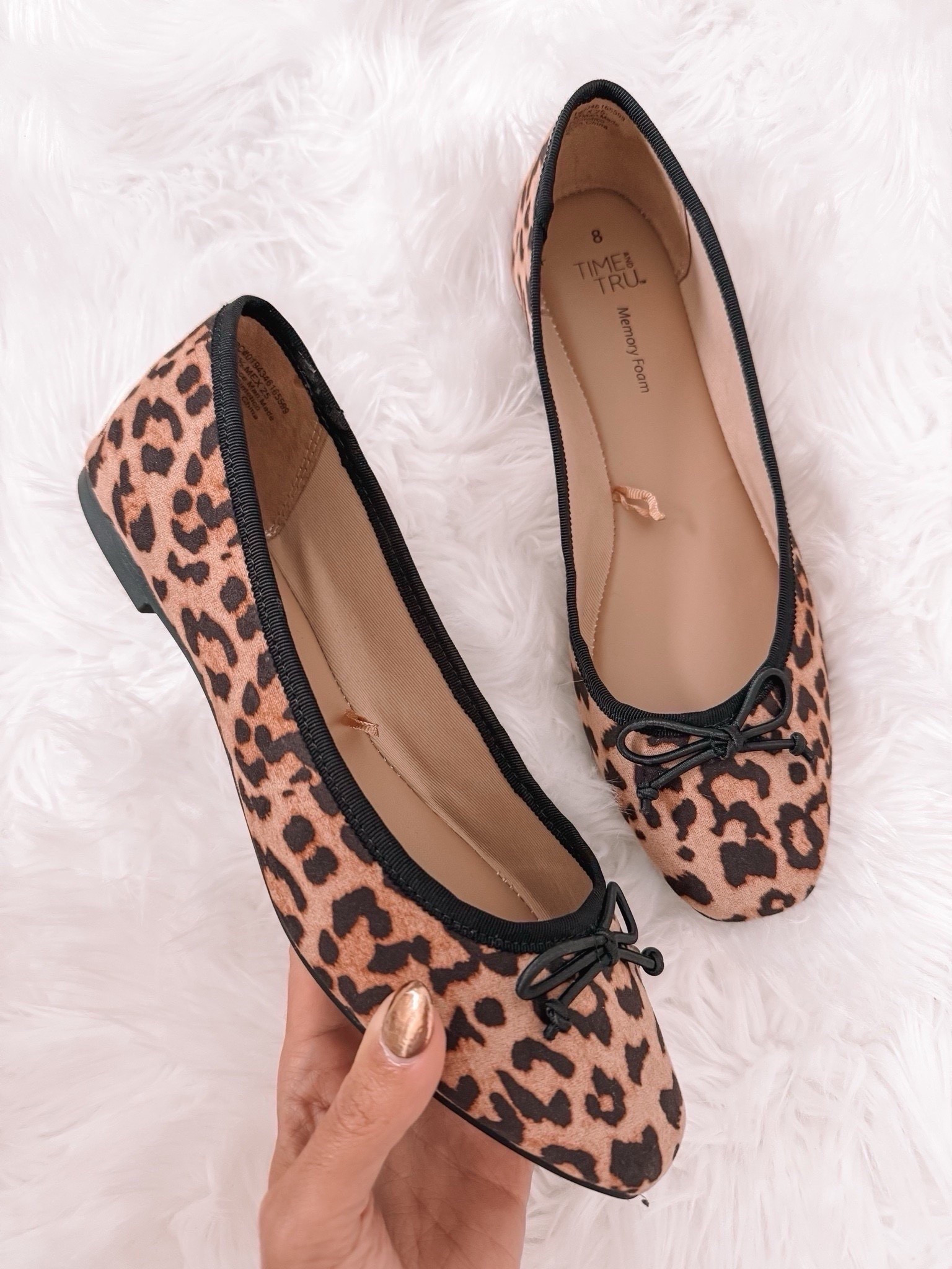 Literally the most comfortable flats that’s I’ve put on my feet and on sale for only $7👏🏼 Runs tts and comes in other colors#LTKFindsUnder50 

#LTKOver40 #LTKSaleAlert #LTKSeasonal