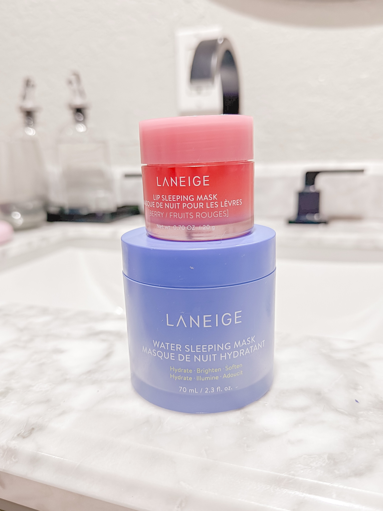 my absolute MUST HAVES every night🩷 

#LTKHoliday #LTKBeauty #LTKGiftGuide