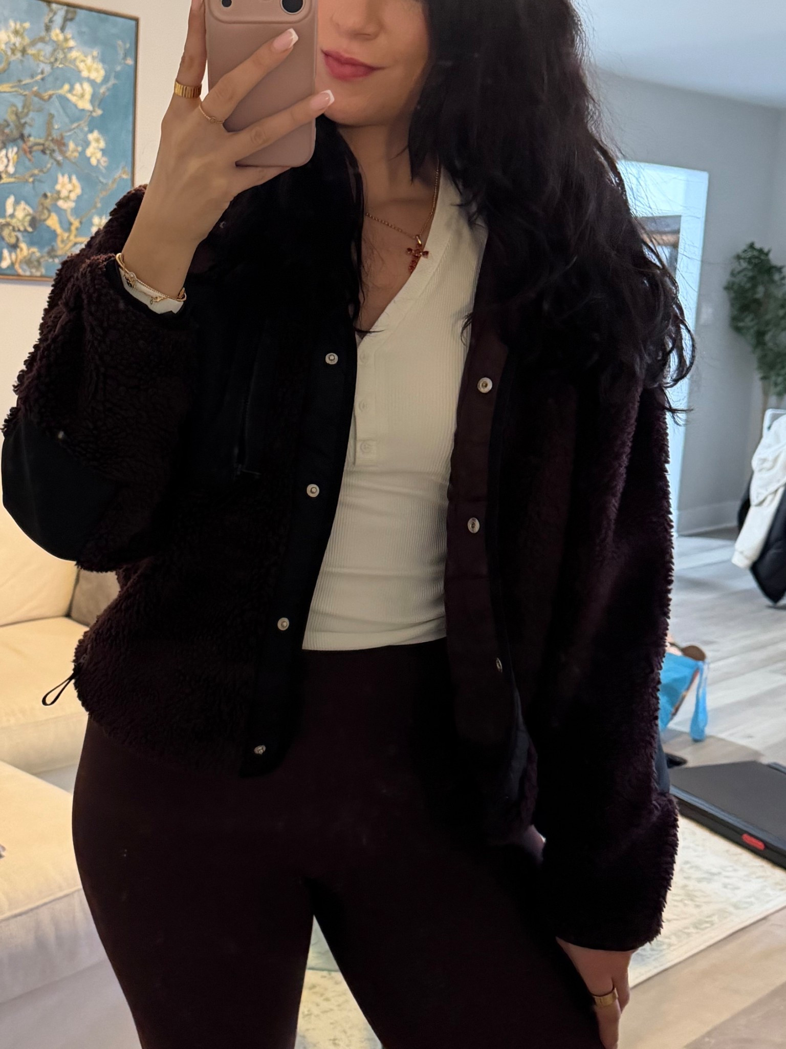 Fabletics outfit 
Cozy Sherpa 