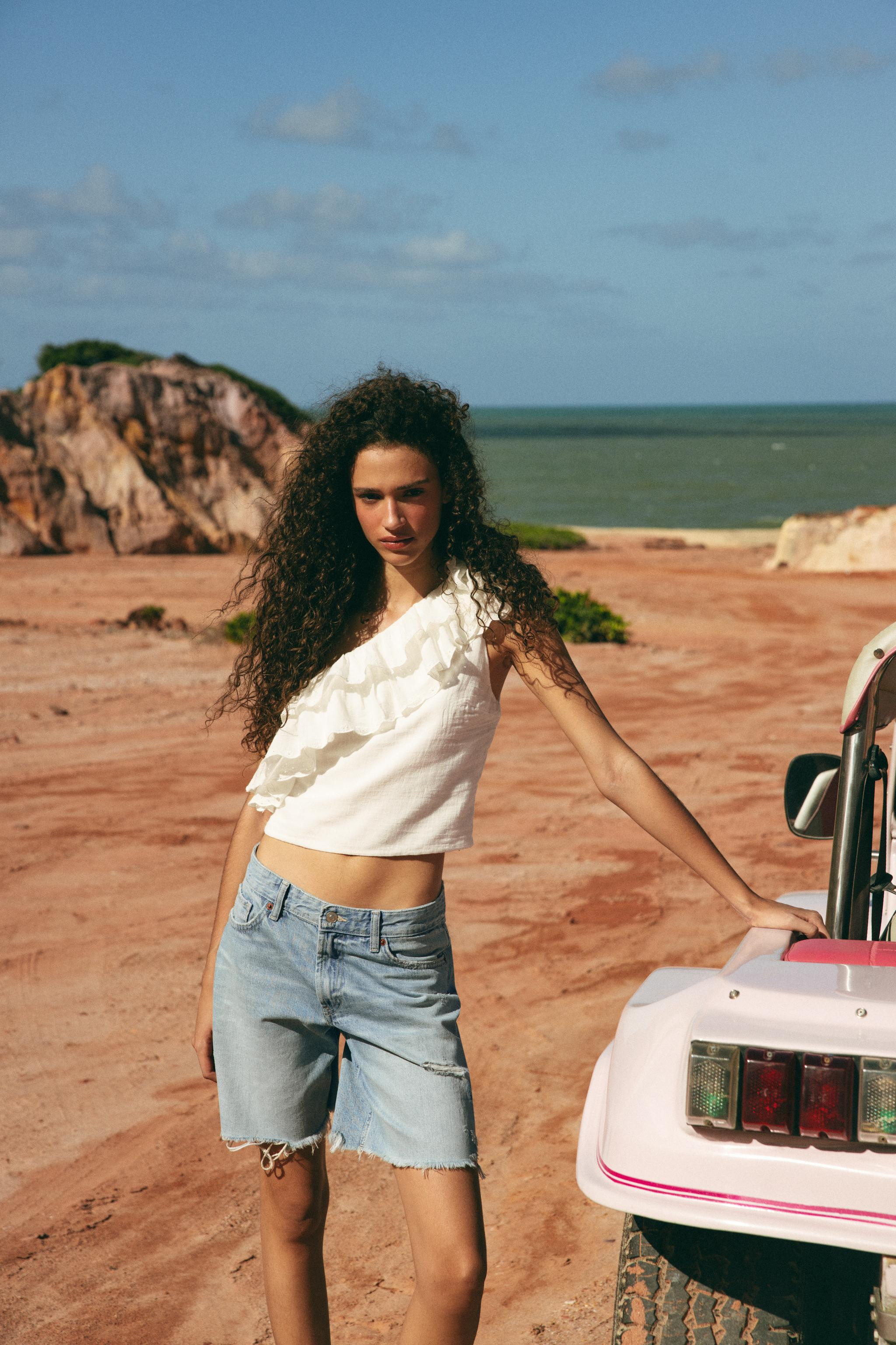 ASYMMETRIC RUFFLED GAUZE TOP | Zara US