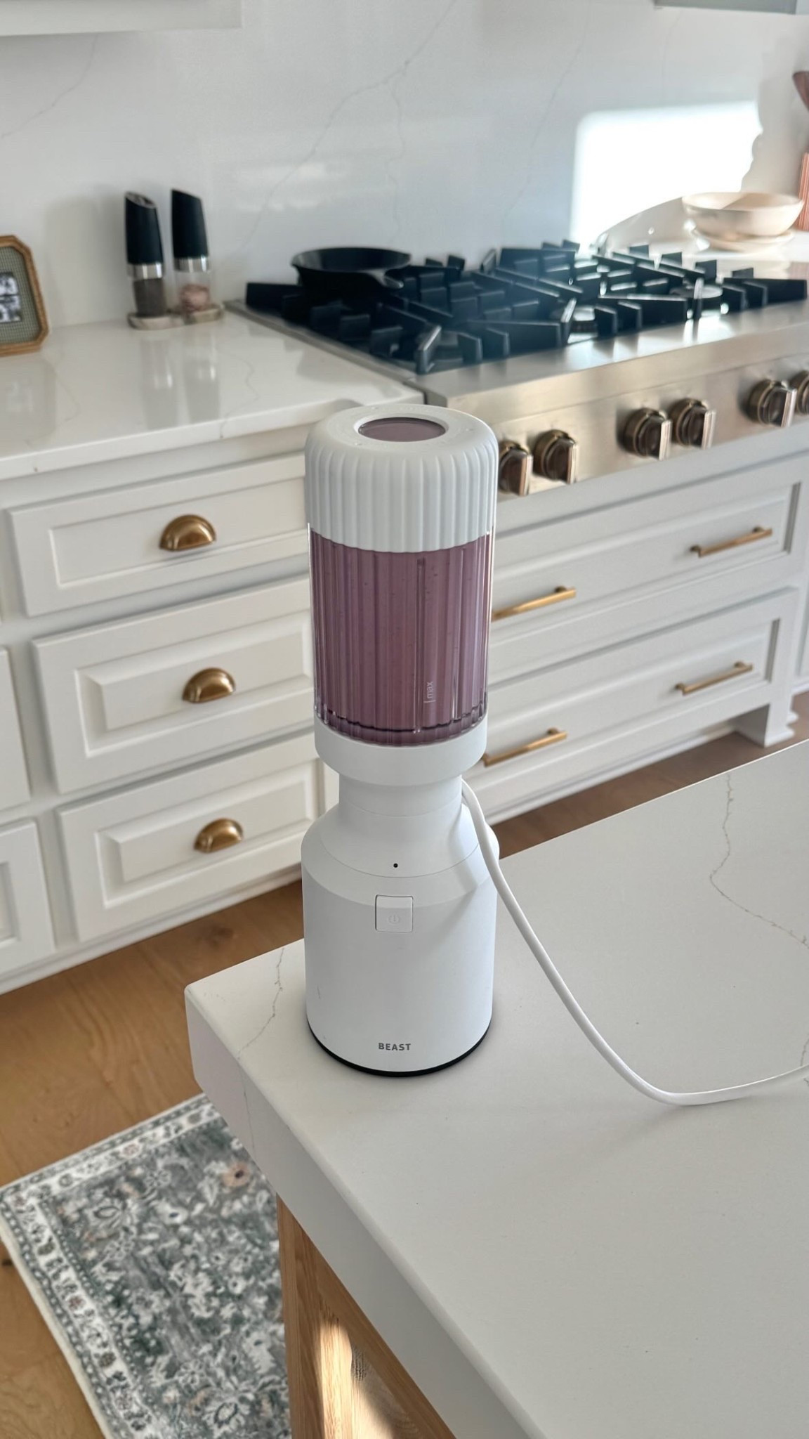 I’ve had this single serving blender for a few years now and it’s one of my favorite kitchen items, I probably use it five times a week to make smoothies! I love all the attachments that it comes with because you can throw the cap on and bring it in the car!