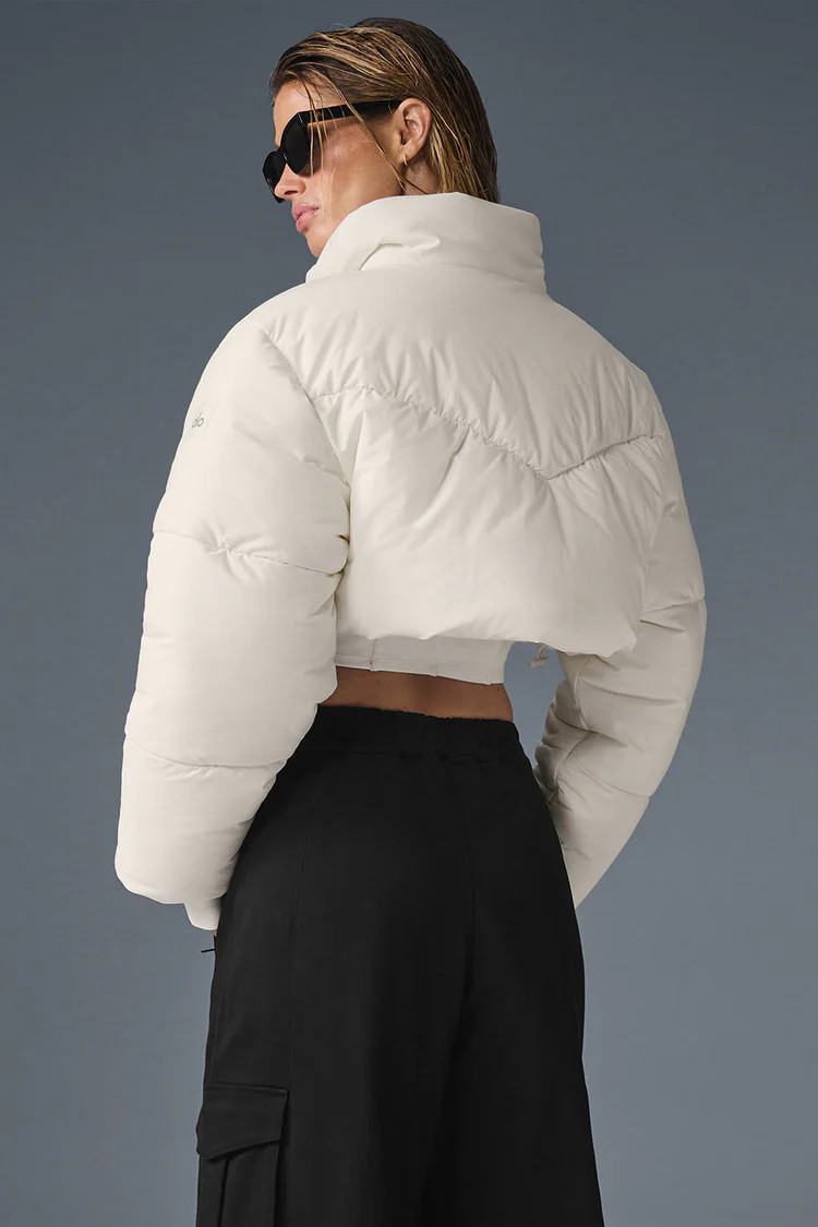 Main Act Corset Puffer - Ivory/Ivory | Alo Yoga (US)