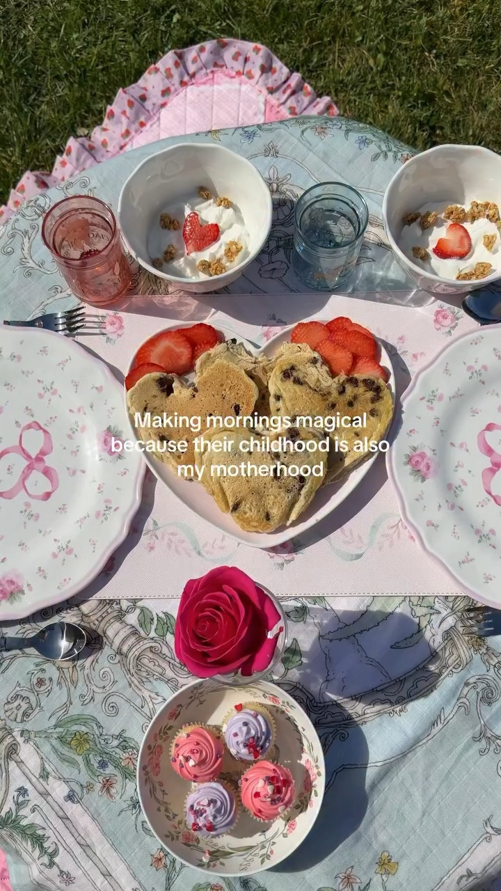 I love doing fun things for them and making them feel special. Motherhood is a fairytale with my kids. Hoping they carry these memories in their hearts forever and that they always always feel my love🎀🩵 #motherhood #magicalchildhood #girlmom #childhoodmemories #babygirl