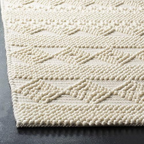 SAFAVIEH Natura Collection 7' x 7' Square Ivory NAT102C Handmade Moroccan Boho Tribal Wool & Cotton  | Amazon (US)