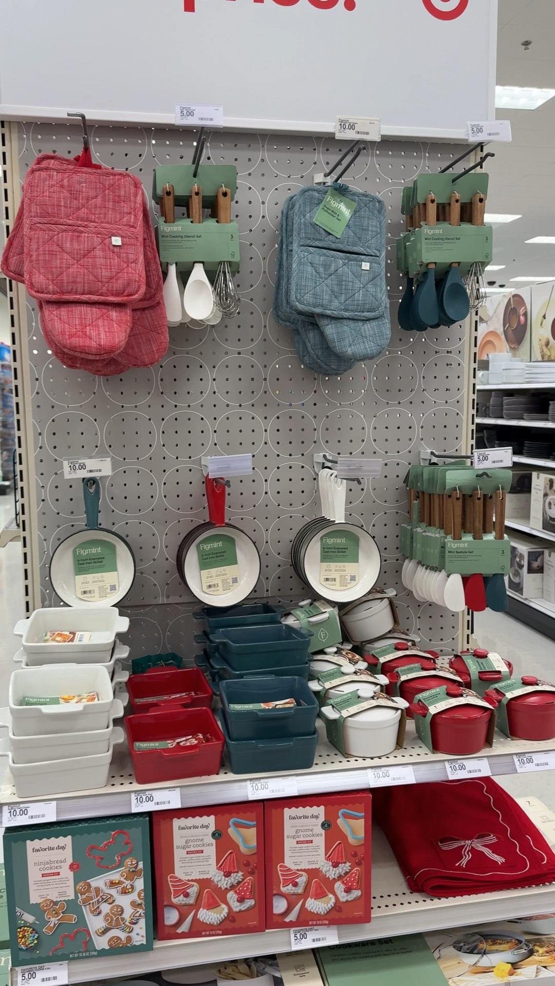 Shop with me at Target for some seasonal baking accessories! Love the colors and quality of these Figment pieces! 

#LTKGiftGuide #LTKWatchNow #LTKSeasonal