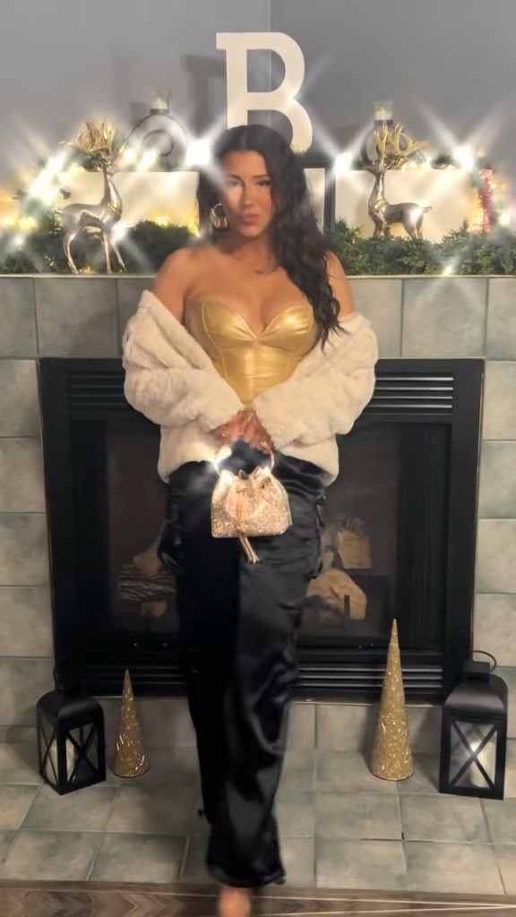 🖤✨🥂

#LTKSaleAlert #LTKFindsUnder50 #LTKTall