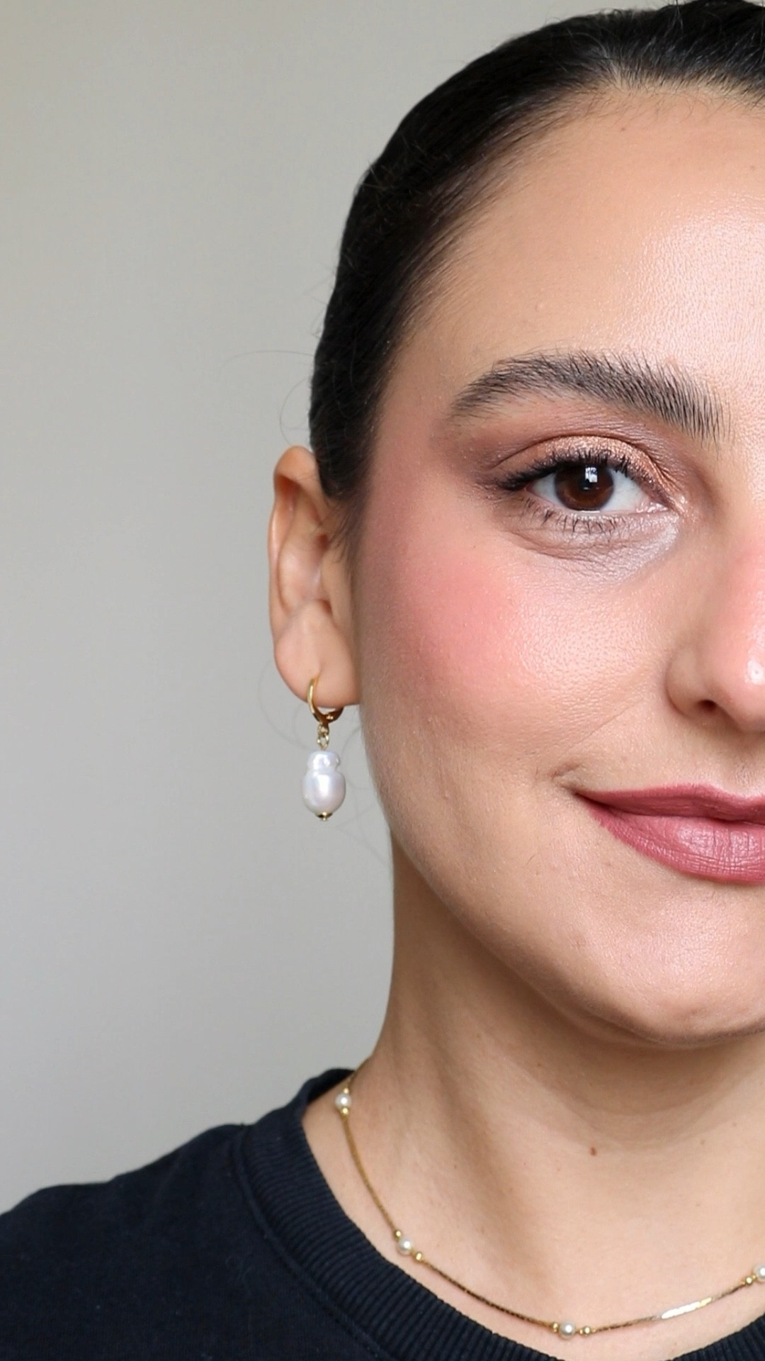 Maquiagem com sombra dourada

#LTKbeauty #LTKbrasil #LTKVideo