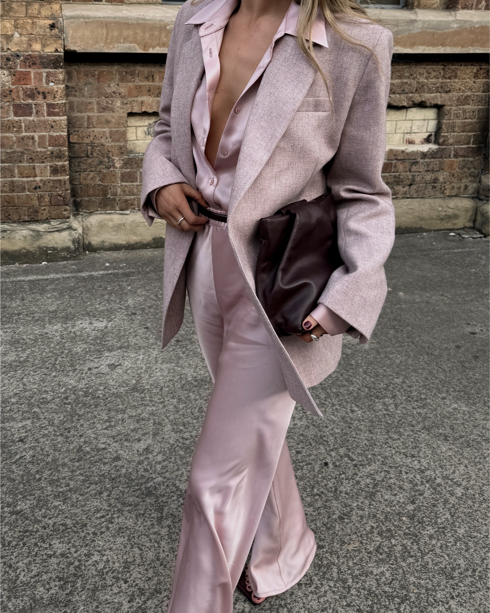 Australian Fashion Week: look 2 | the pink suit could be my favourite look of the week. LOVE a pink + burgundy combo #afw 

#LTKaustralia #LTKstyletip #LTKwinter