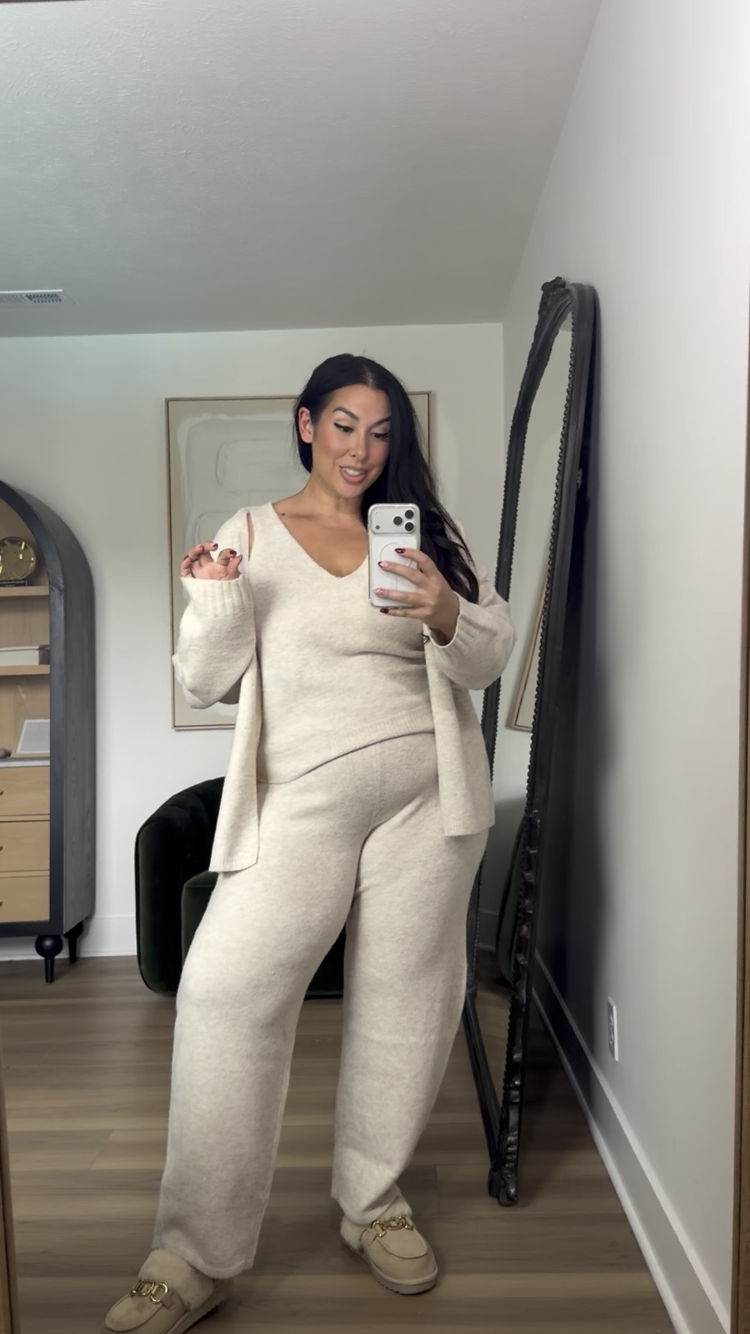 This 3 piece set is so comfortable! I will be living in this all fall/holiday! Wearing an XL. Use code: BONNIE40 @vici, fall style, fall loungewear, matching set, fall dresses 

 #LTKSeasonal #LTKMidsize