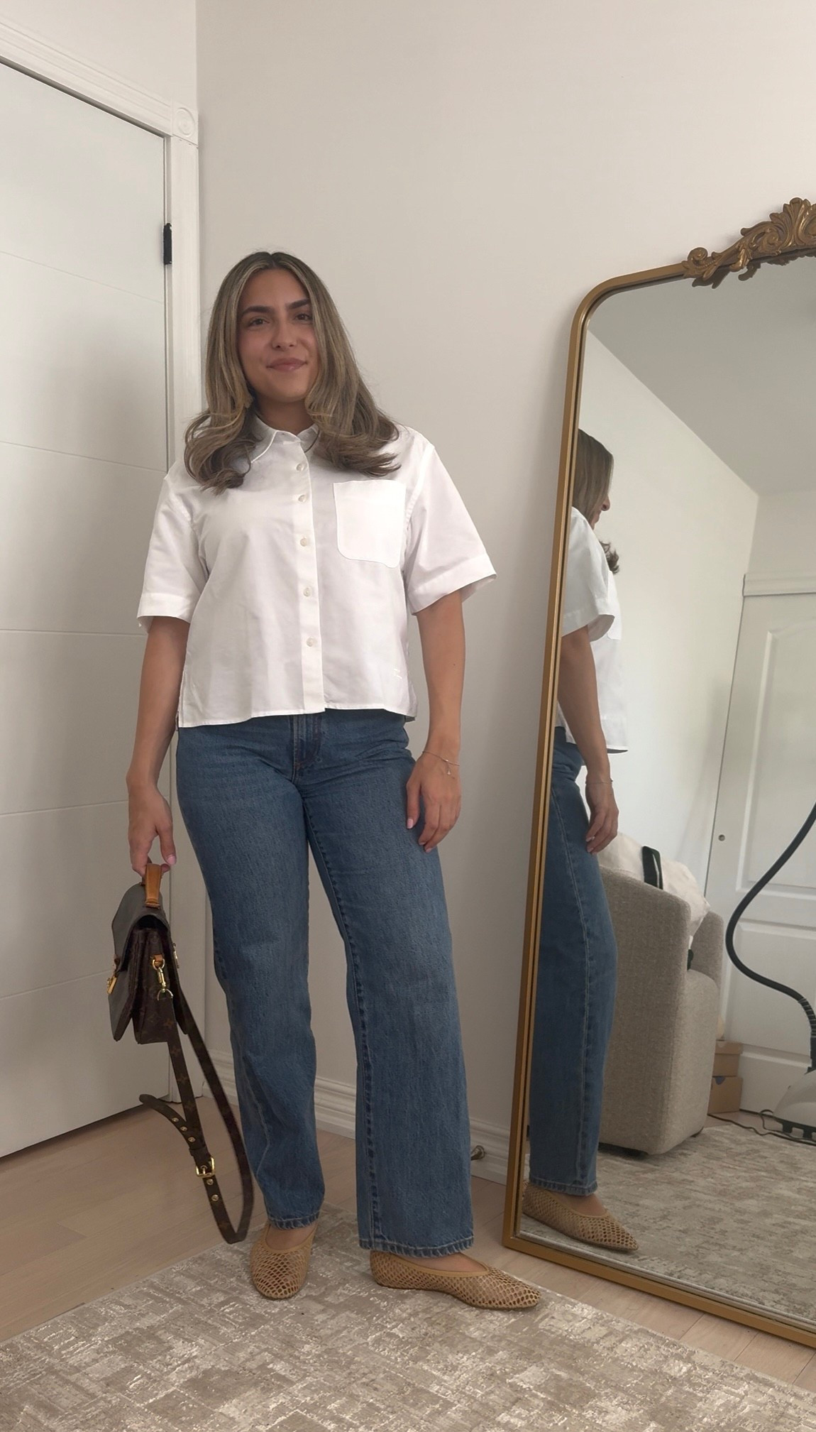 An easy casual spring outfit! This uniqlo oxford blouse and quickly become my favourite piece! Perfect for work or play 

#LTKjeans #LTKworkwear #LTKcanada