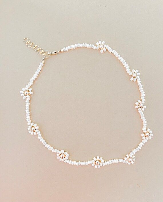 Cream daisy chocker necklaces | Etsy (US)