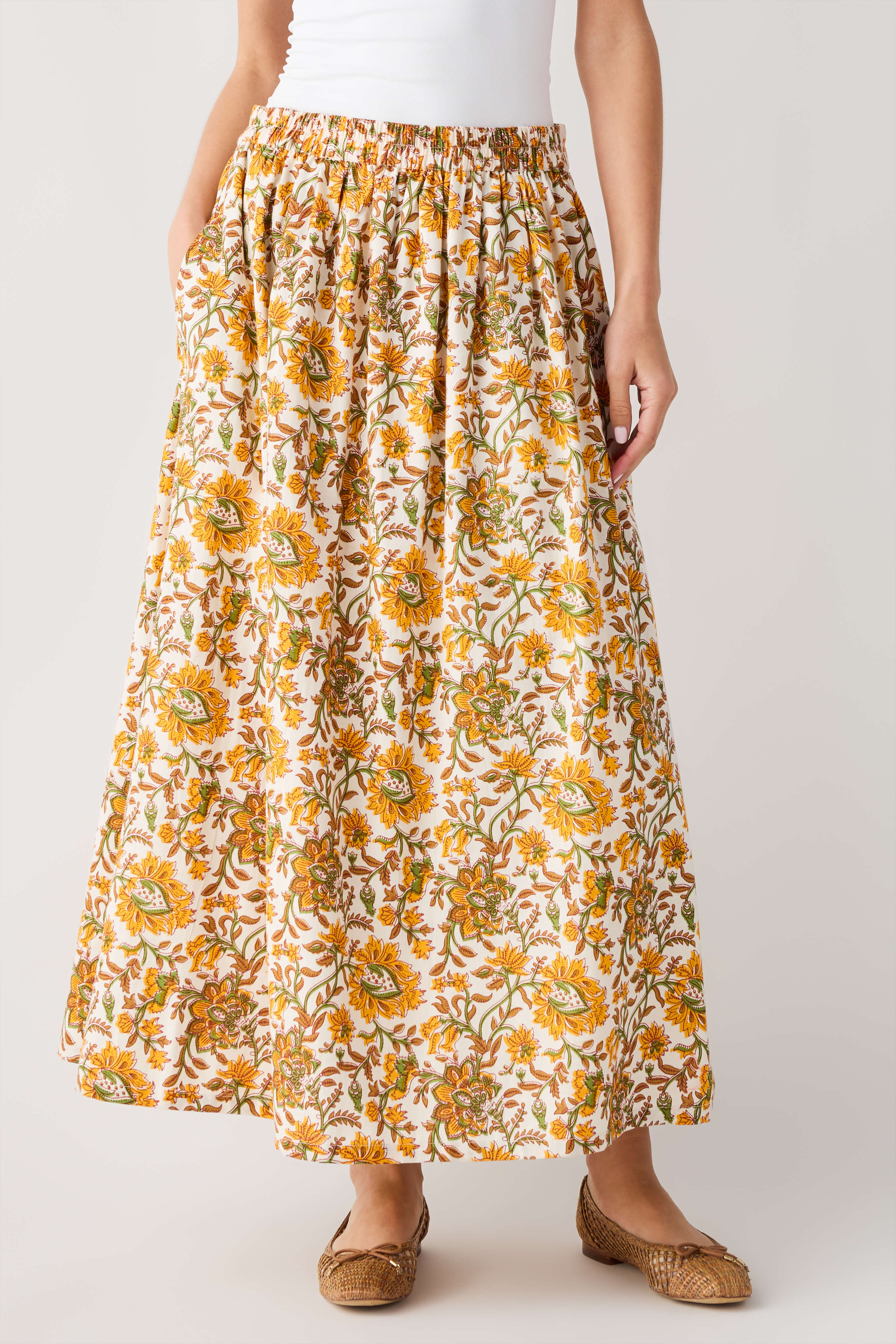 En Creme Floral Print Maxi Skirt | Social Threads