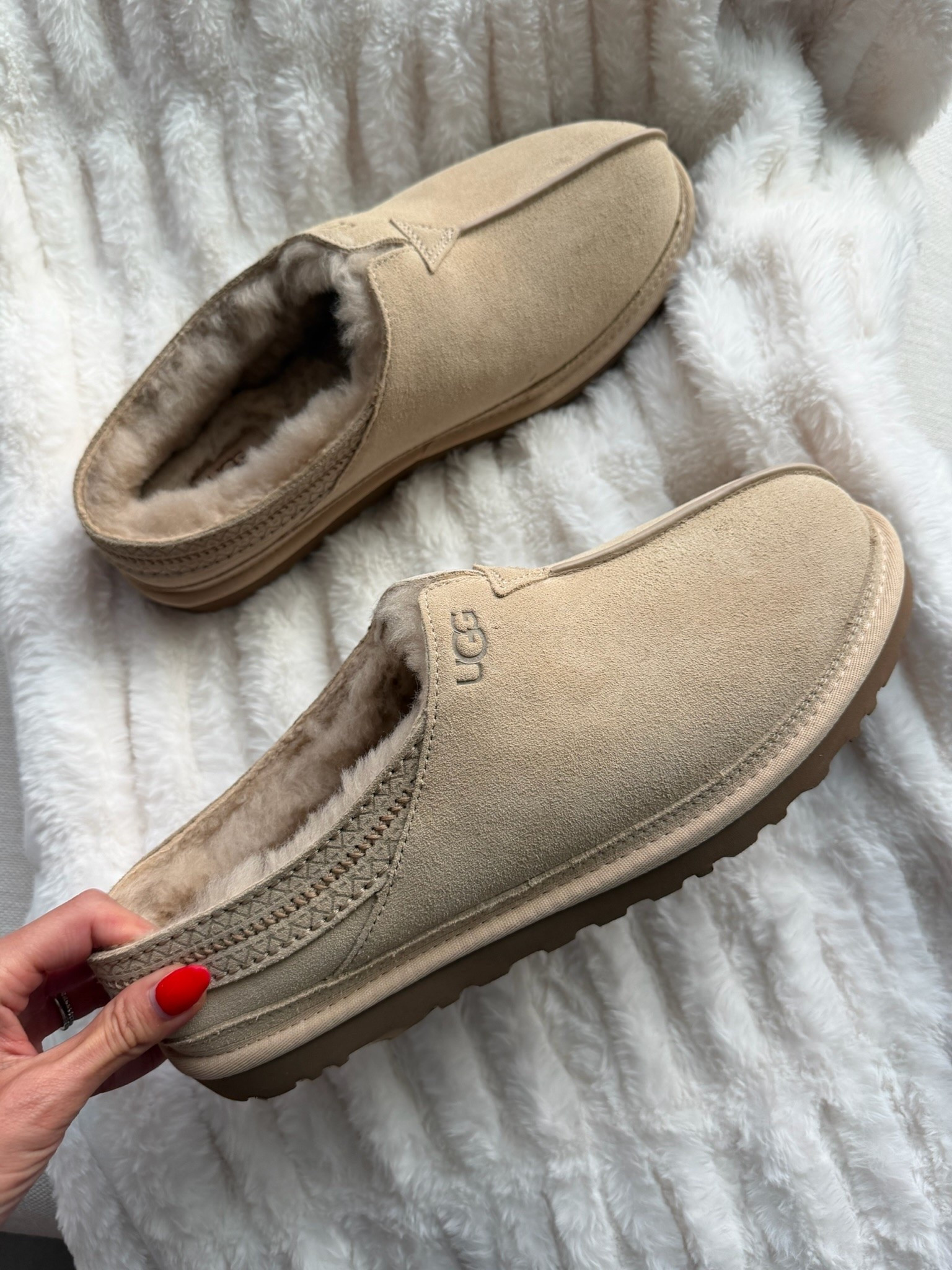 Nordstrom Anniversary Sale, nsale, UGG slippers gor men.