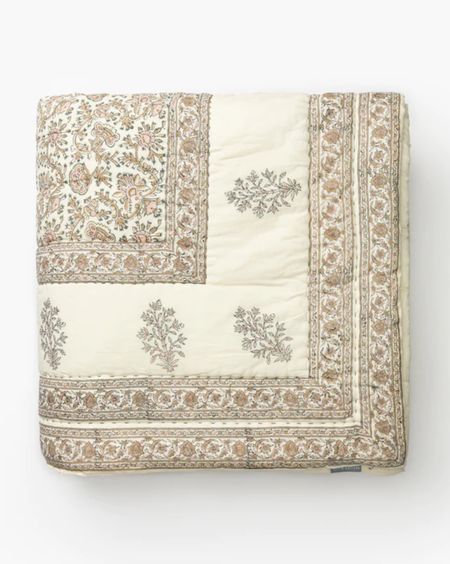 Ordered a sample of the McGee and Co. Leander quilt and now I’m totally in love. *adds to cart*



#LTKstyletip #LTKFind #LTKhome