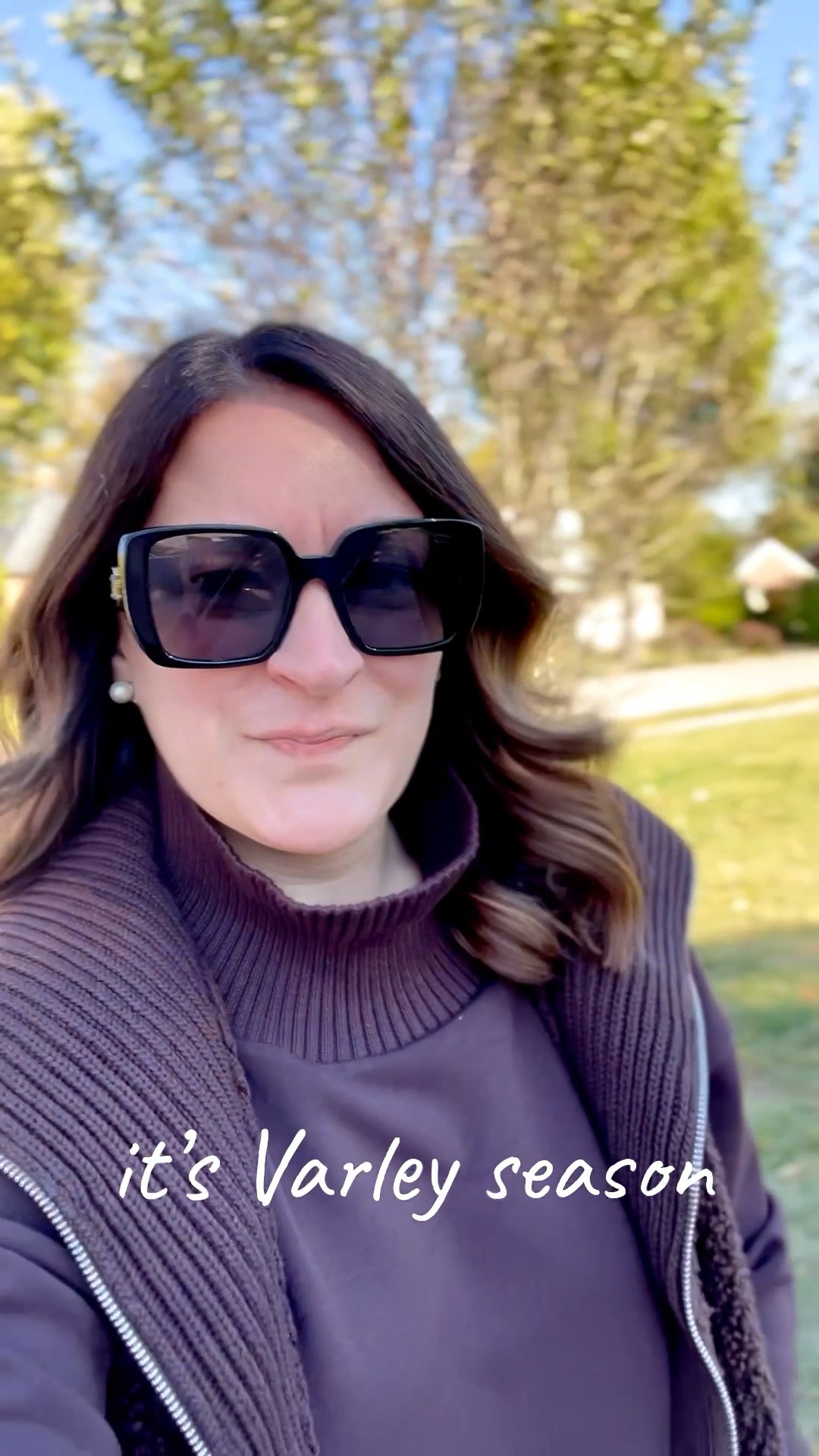 It’s Varley season! Wearing my new Varley sweatshirt with my favorite Lulu dupe leggings (might as well save some money somewhere) on this beautiful October day! #varley #varleyset #falloutfit

#LTKActive #LTKSeasonal