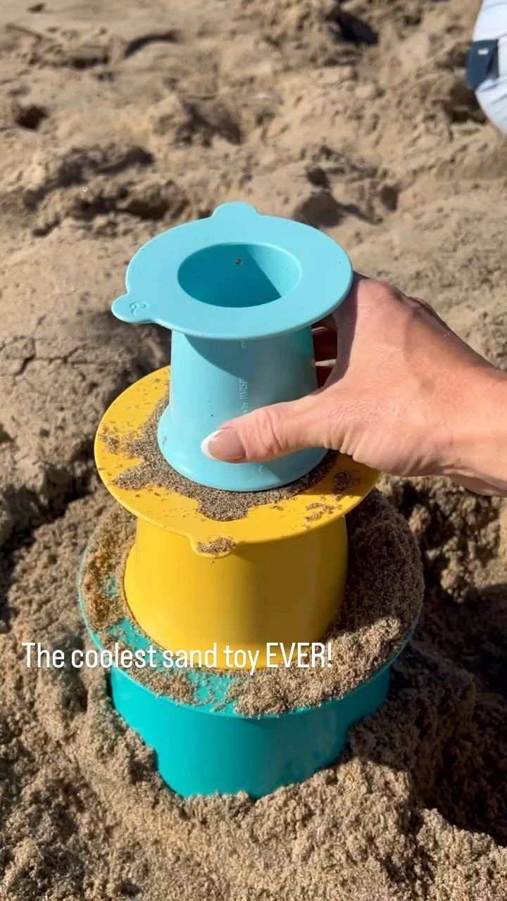 Found this awesome brand of sand toys and I want the whole collection.

Sand castle building

#Sandcastle #SandToys #BeachEssentials #BeachFaves 