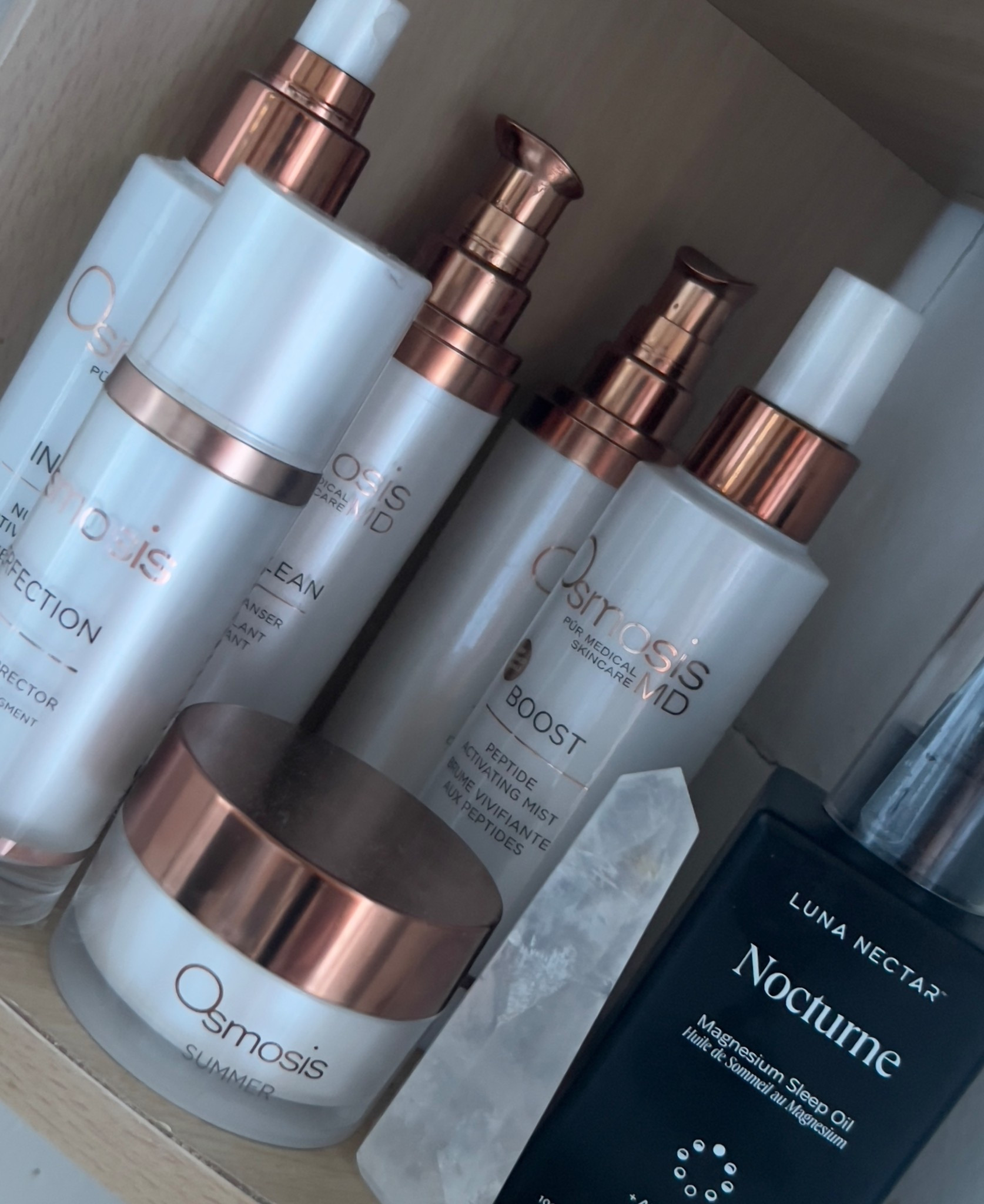 My favorites for summer skin 😍
(Non-toxic skincare )
& Luna nectar magnesium spray for a good nights rest and nervous system regulation . 🤍#LTKesthetician #LTKSkincare

#LTKBeauty