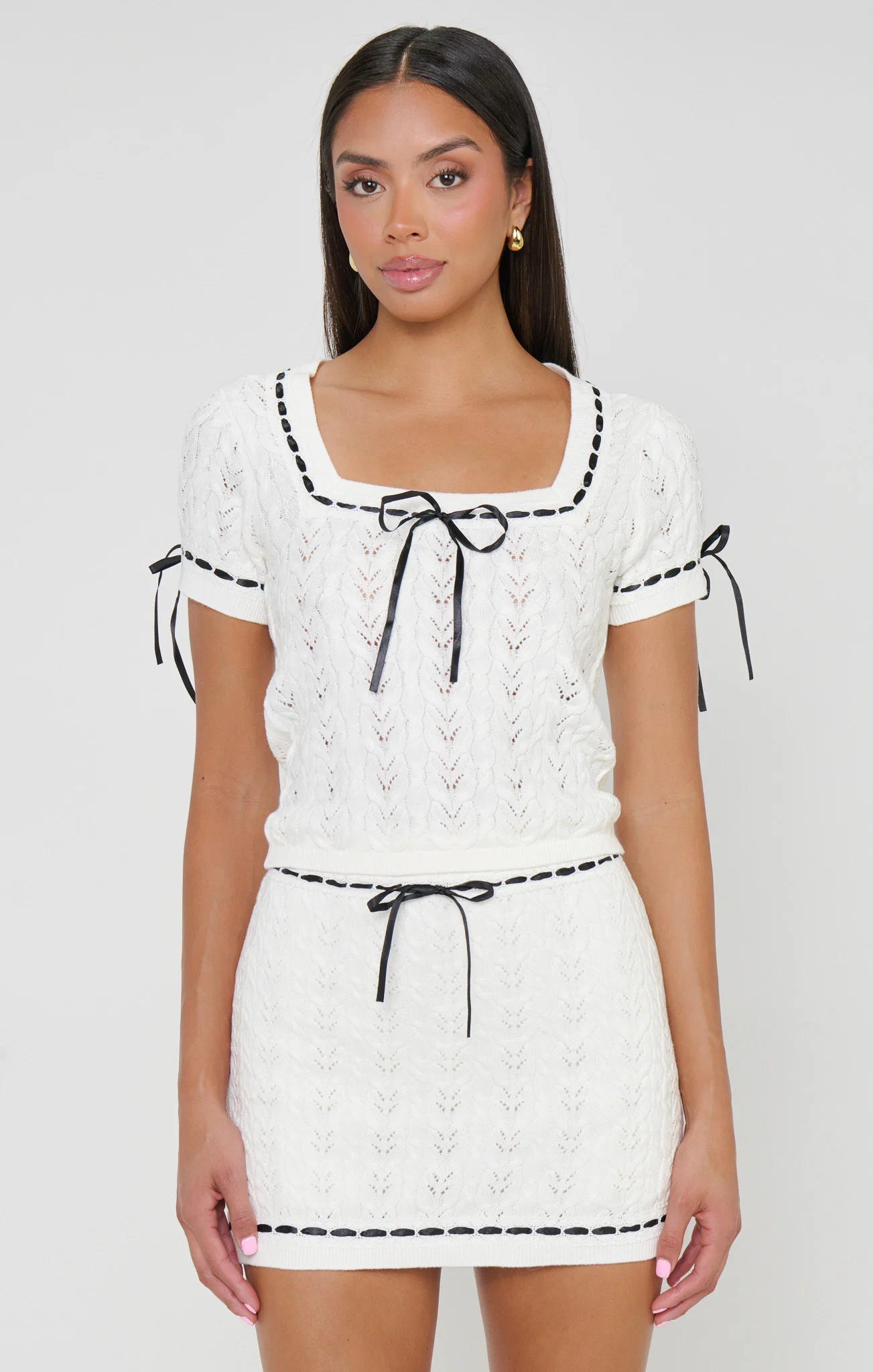 Sim Mini Skort ~ Ivory Knit With Black Trim | Show Me Your Mumu