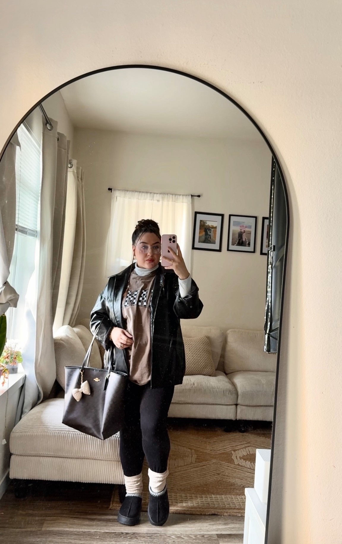 Casual, comfy and cute outfit of the day! 🫶🏻✨

#LTKgrwm #LTKmomlife #LTKMidsize