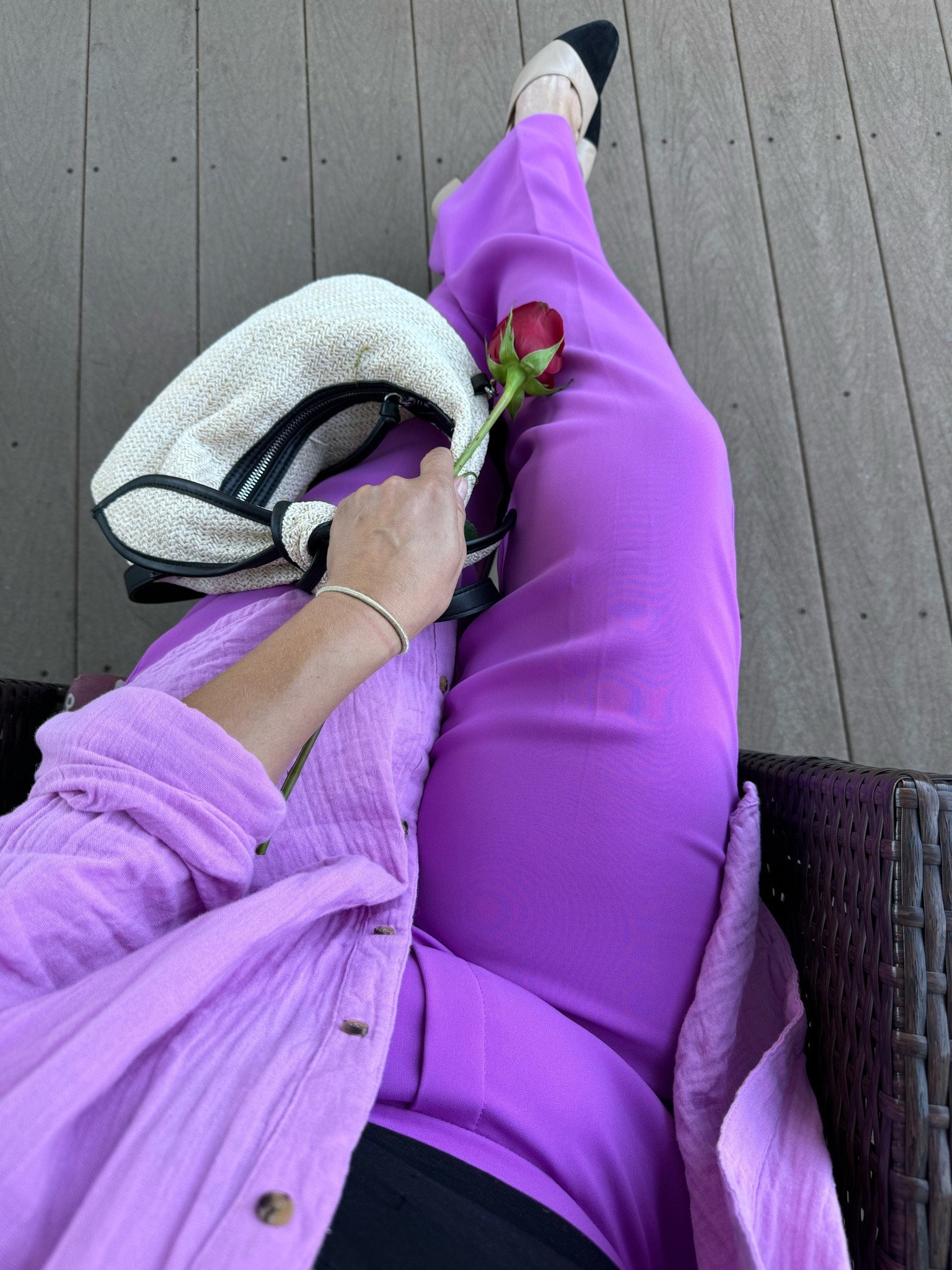 This color stole my heart 💜 
Purple looks great with black and beige - or the combination of the two!

#LTKstyletip #LTKfindsunder50 #LTKitbag