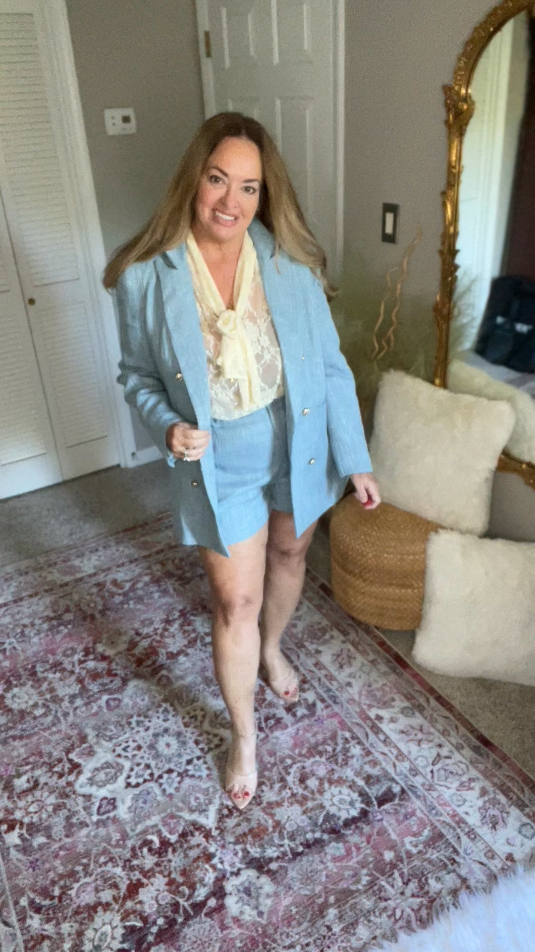 Quality tweed short/ blazer set!
Think winter tights and tall boots!

I love this new Winter blue color!