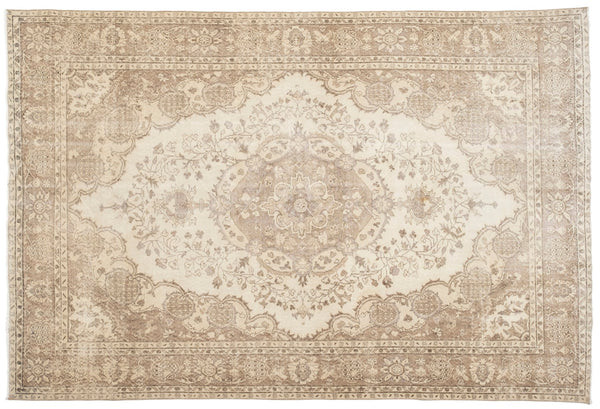 Vidija
            
              Vintage Persian Style Rug | Revival Rugs 