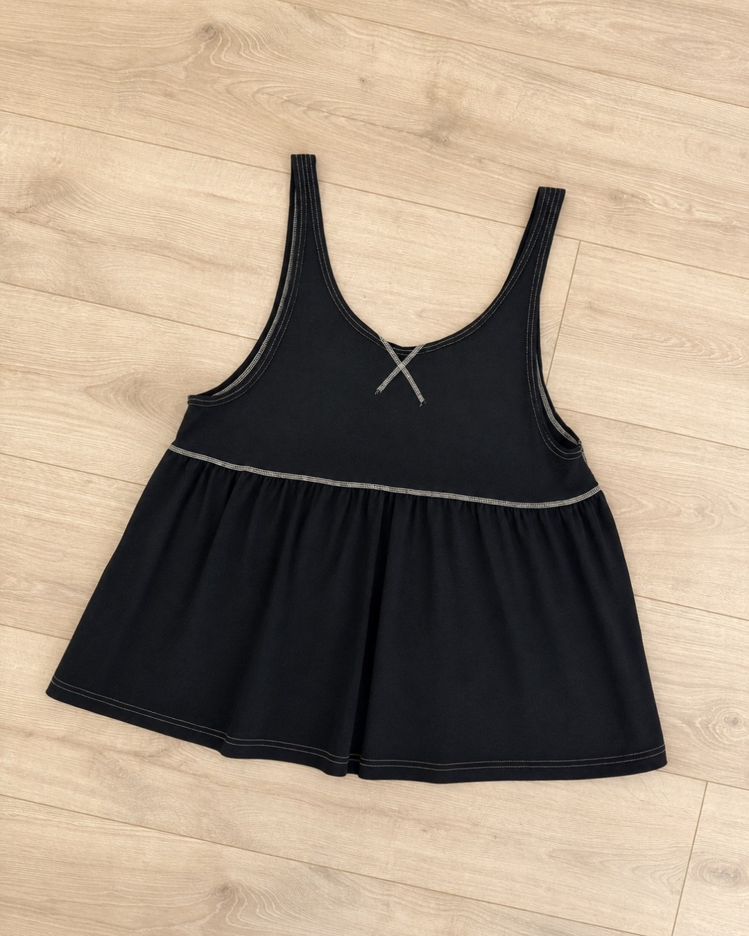 A little more personality than your basic workout tank. The contrast stitching and swingy shape make this an easy one for walks, workouts and casual days.

activewear tank, workout tank, black activewear, athleisure top, walking outfit, gym outfit, casual activewear, flowy tank, womens activewear, AudrieDollins

#LTKootd #LTKActive #LTKSeasonal