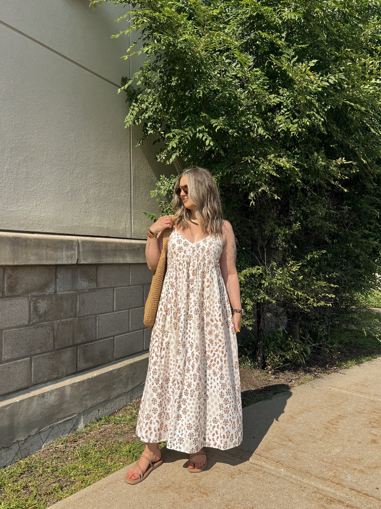 Dress is 60% off! Wearing my usual size L. Low stock, so I linked super similar also from Old Navy! I’m a 9.5-10 shoe and wear a 10 in the crocs sandals. Canadian links under “similar products”

#LTKsummer #LTKdresses #LTKsale

#LTKsummer #LTKsale #LTKdresses