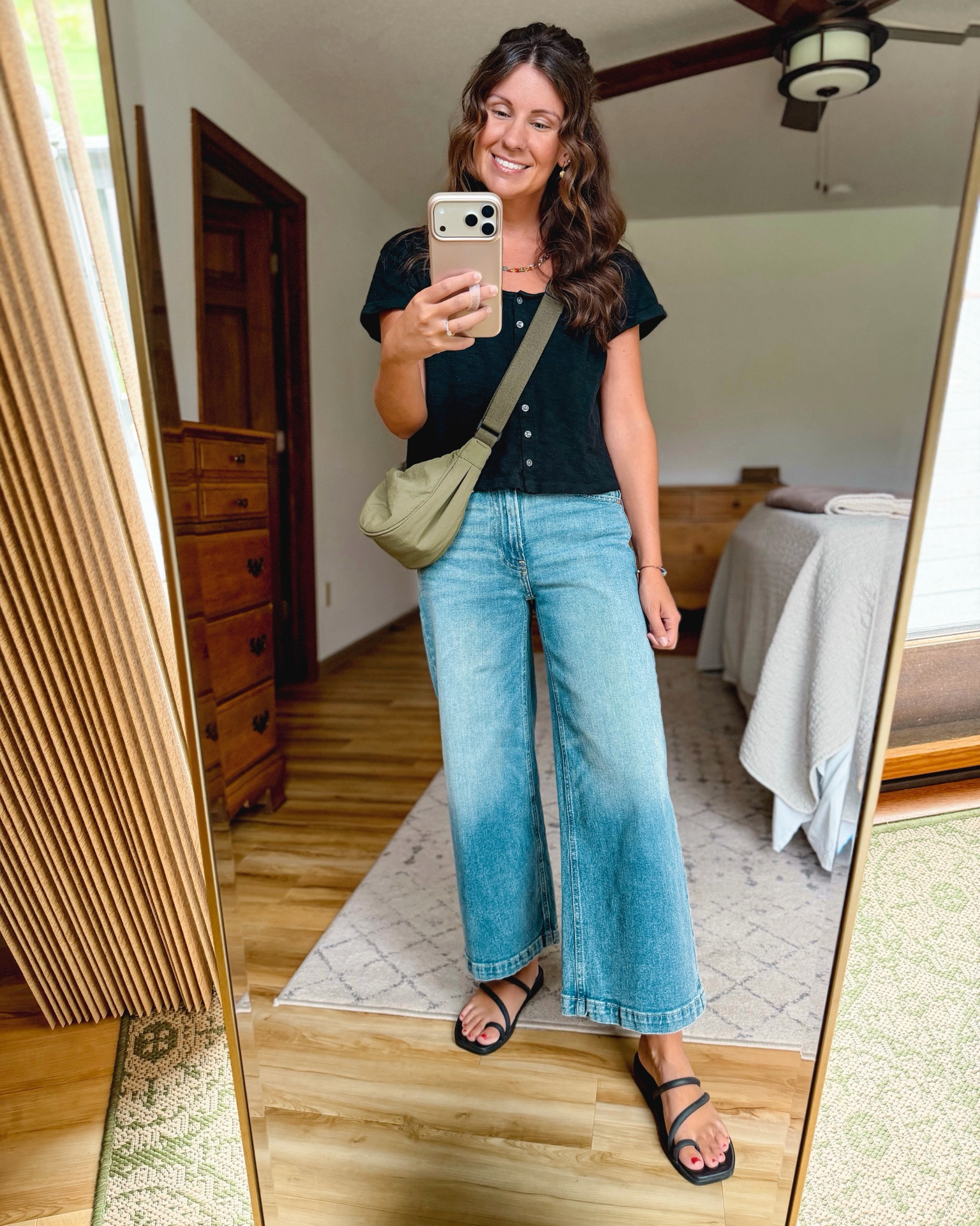 Monday mom style🖤

Xs in my top (100% cotton!), 24 short/petite in my jeans (medium indigo wash) and 6 in my croc sandals. My bag is older so linked similar.

#LTKPetite #LTKgrwm #LTKootd