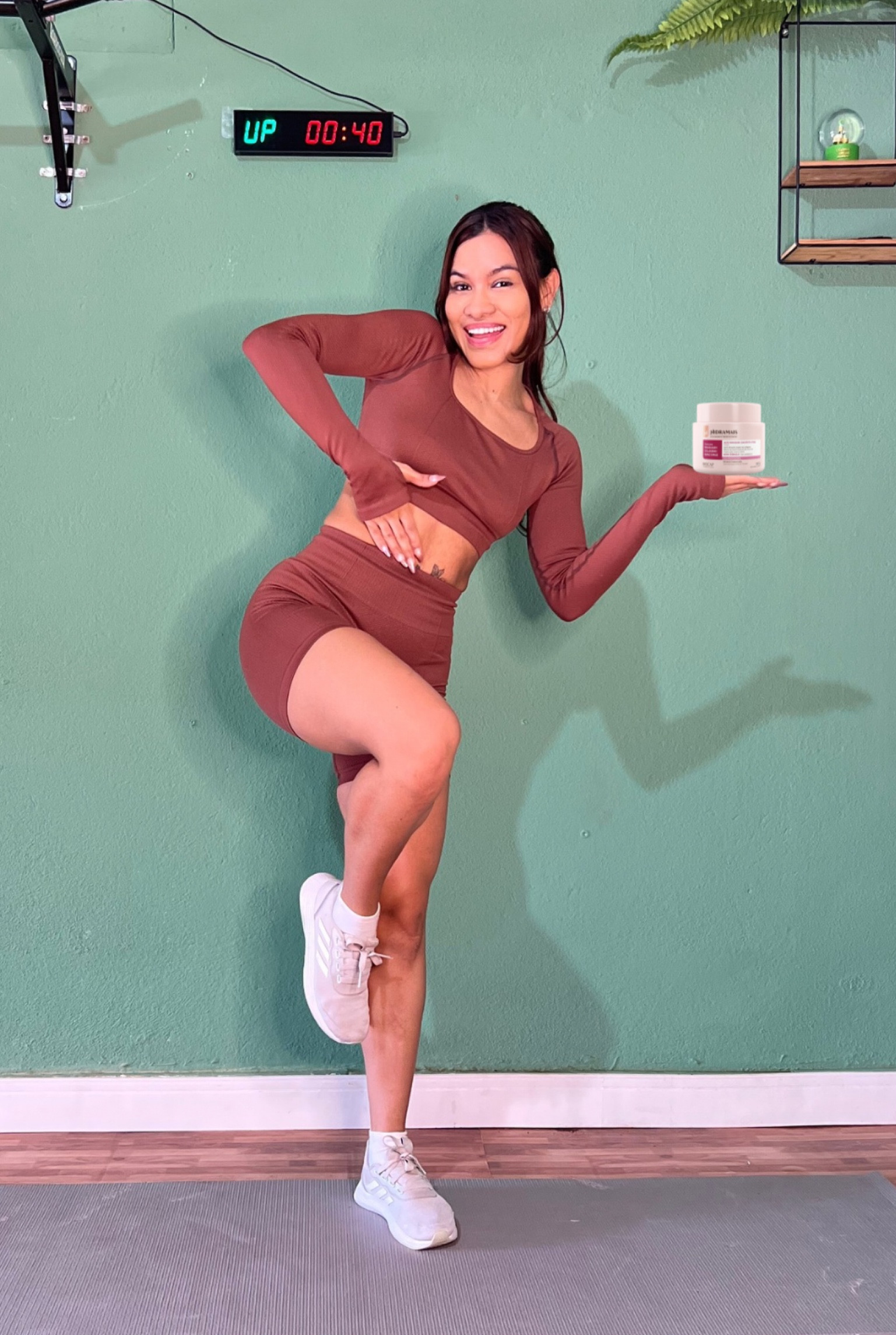 Creme de massagem com colágeno,perfeito para quem sofre de flacidez,inchaço,celulite…...

#LTKbeauty #LTKbrasil